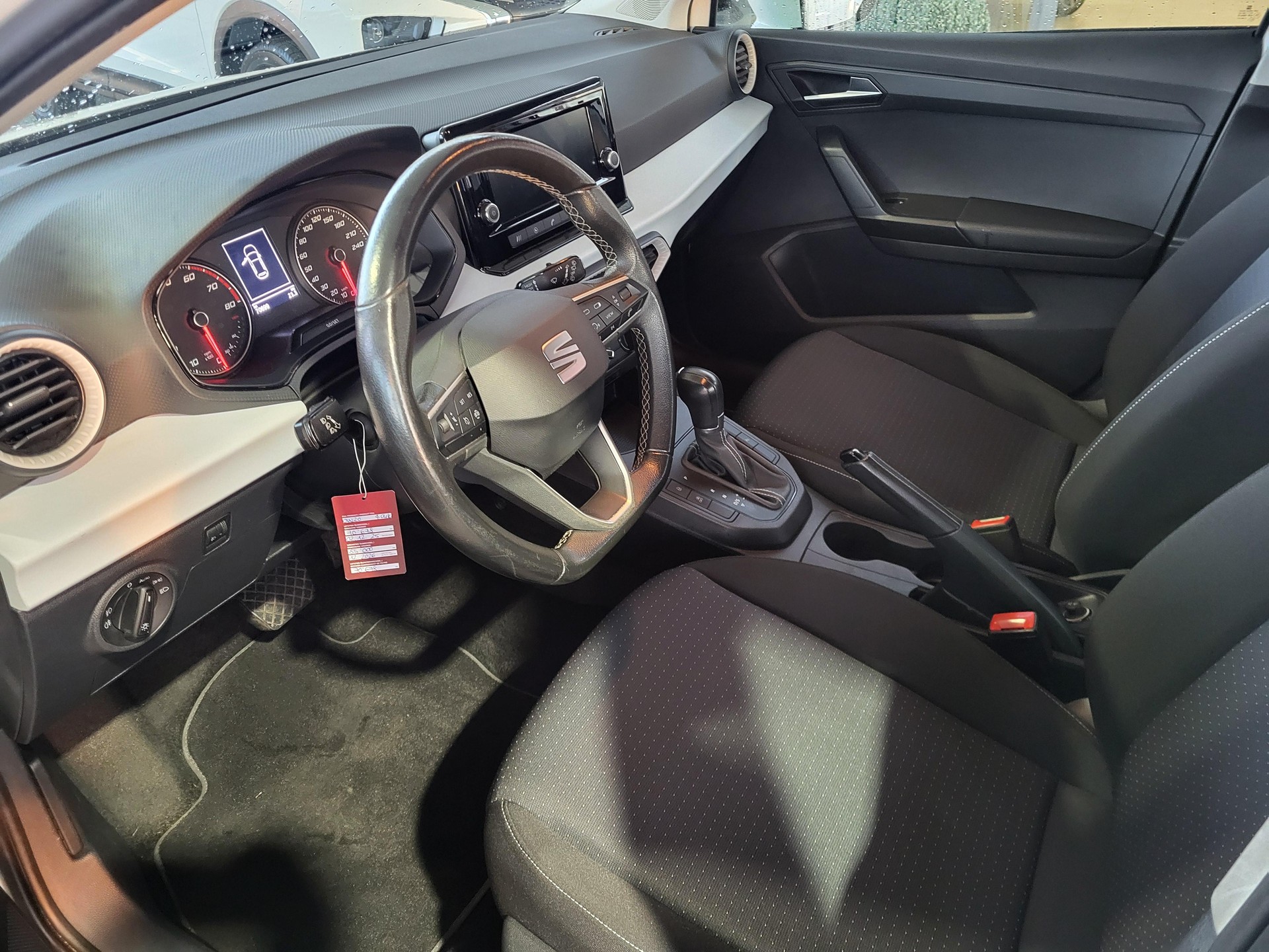 SEAT Ibiza 1.0 TSI 110 Style DSG-image-3