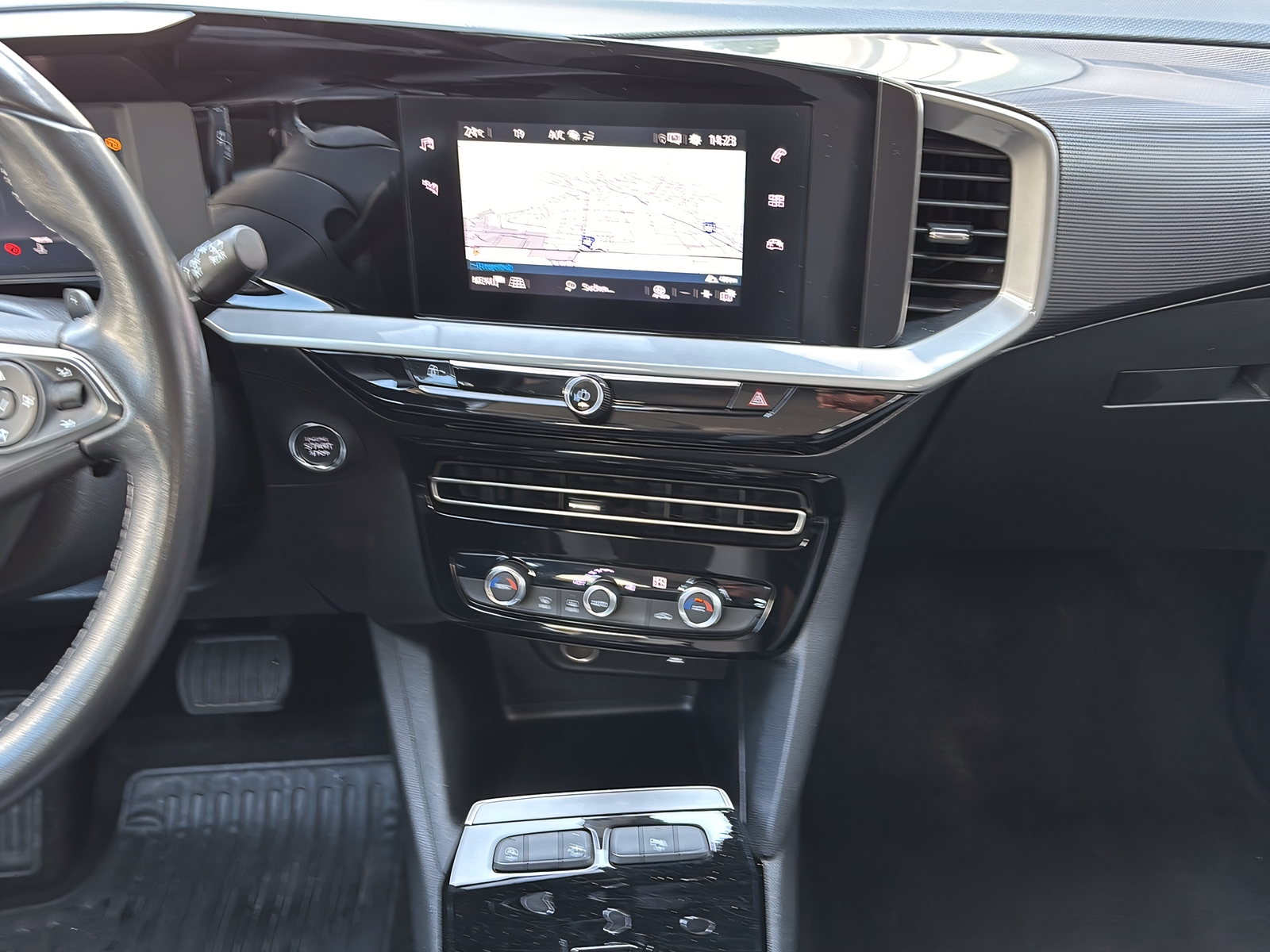 OPEL Mokka 1.2 T 130 Elegance-image-5