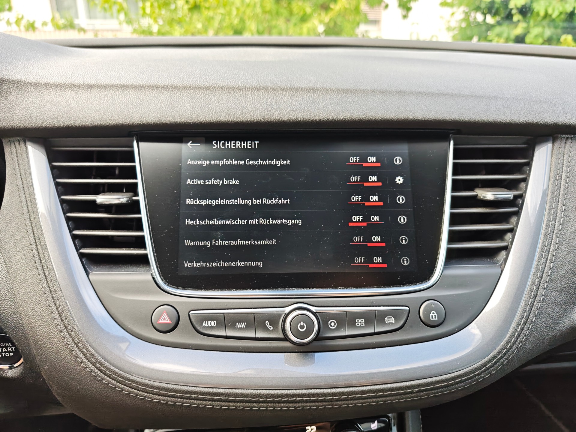 OPEL 1.6 T PHEV Ultimate-image-9