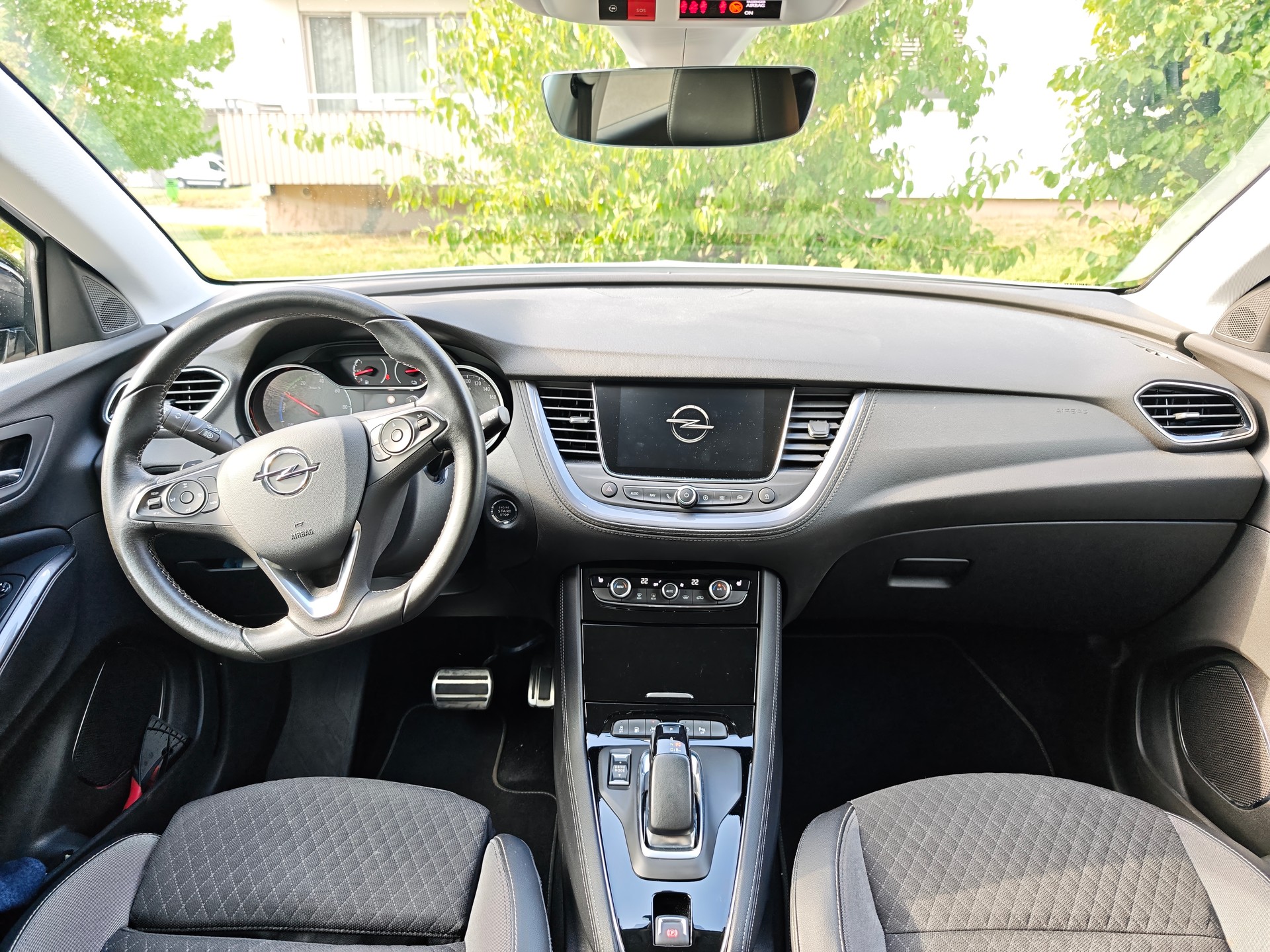 OPEL 1.6 T PHEV Ultimate-image-4