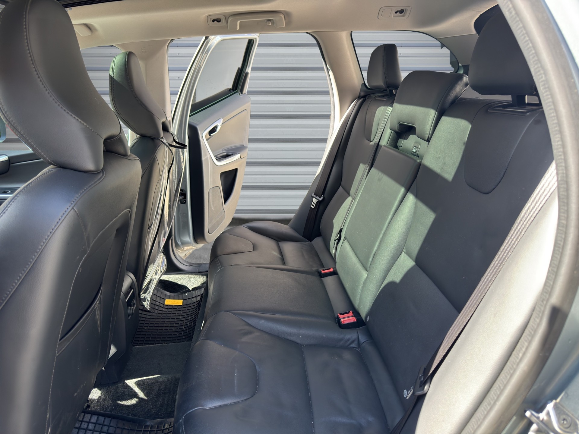 VOLVO XC60 T5 AWD Momentum Geartronic-image-11