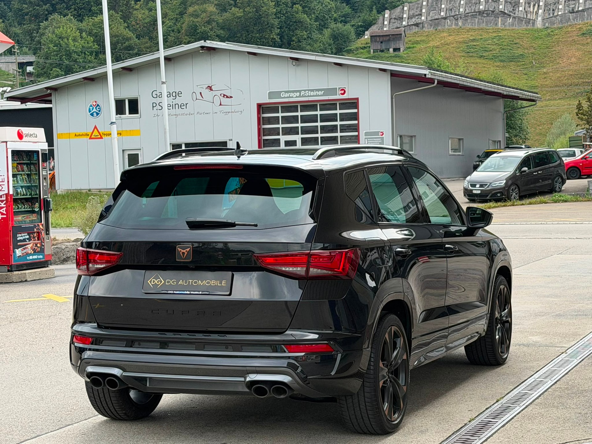 CUPRA Ateca 2.0TSI 4Drive DSG Top Ausgestattet**El. Anhängerkupplung**Cupra- & Startknopf am Lenkrad**Assistenzpaket XL**DCC*-image-5