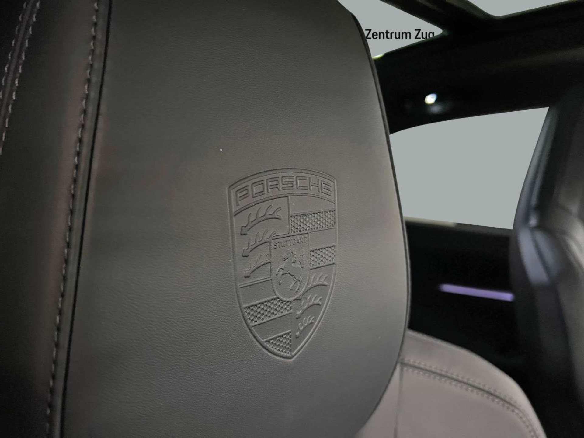 PORSCHE Macan 4S-image-22