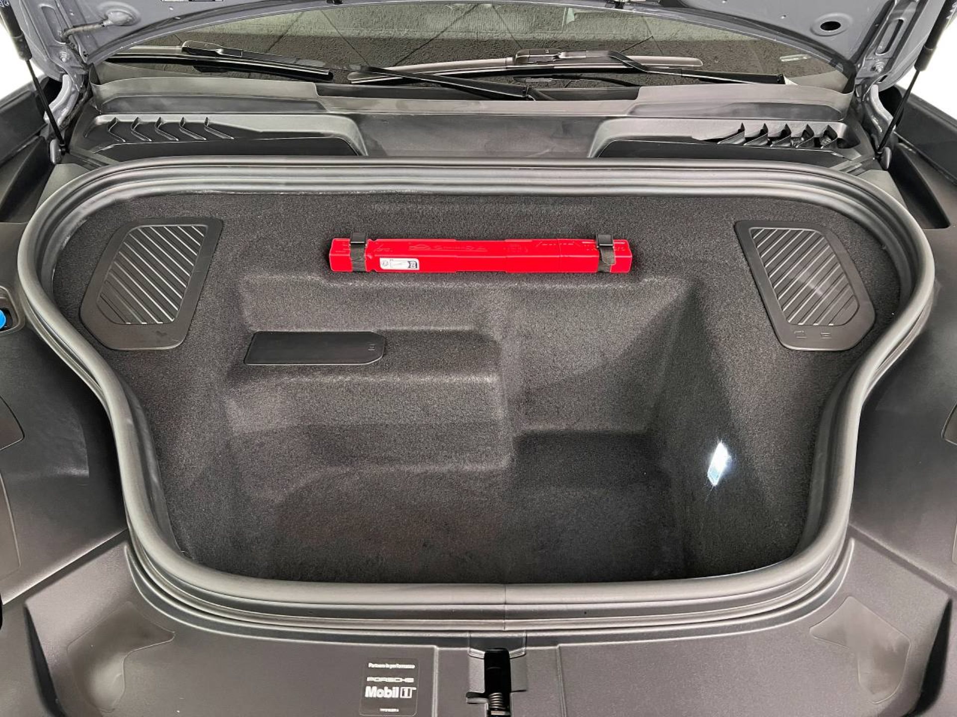 PORSCHE Macan 4S-image-13