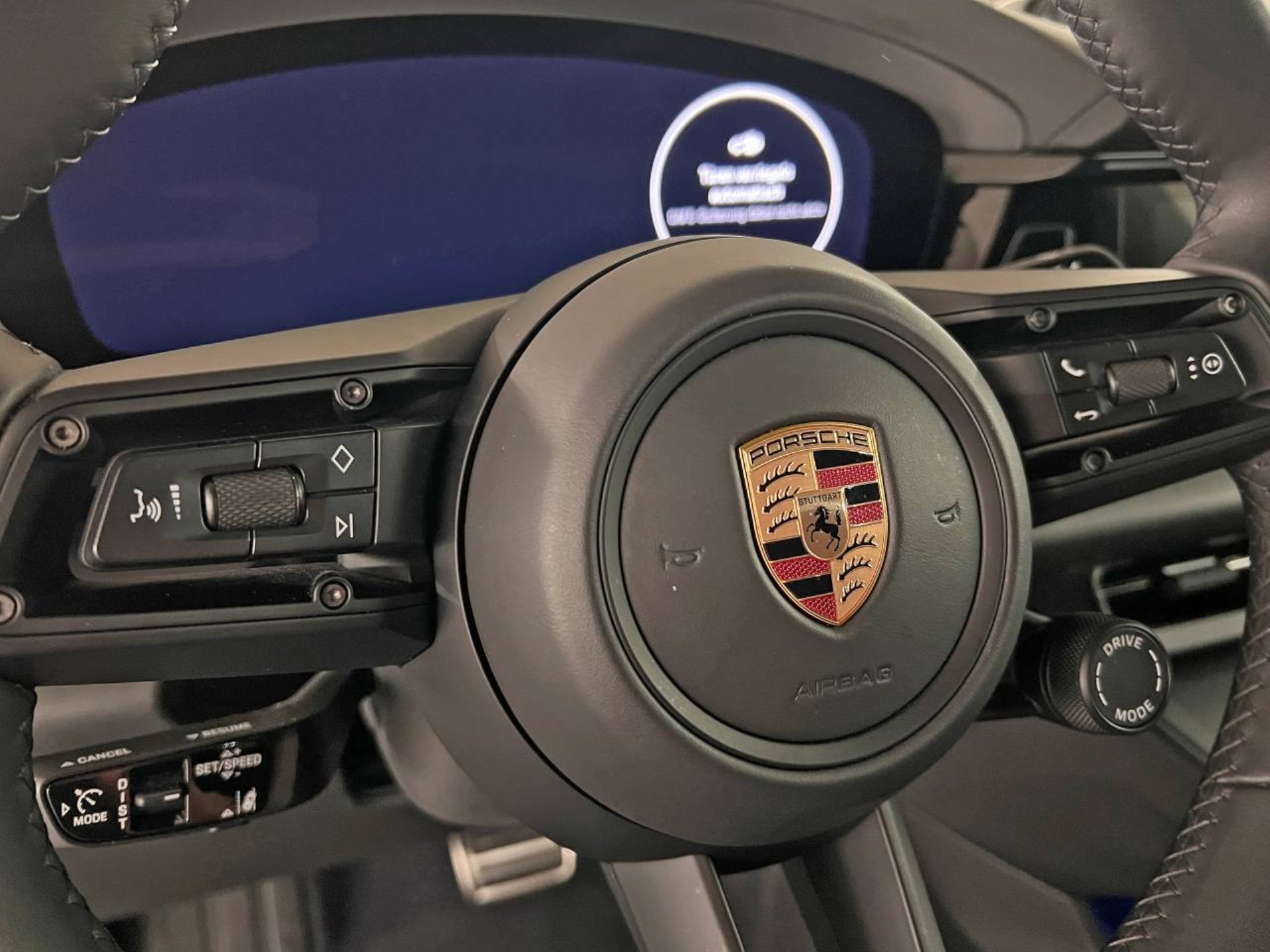 PORSCHE Macan 4S-image-17