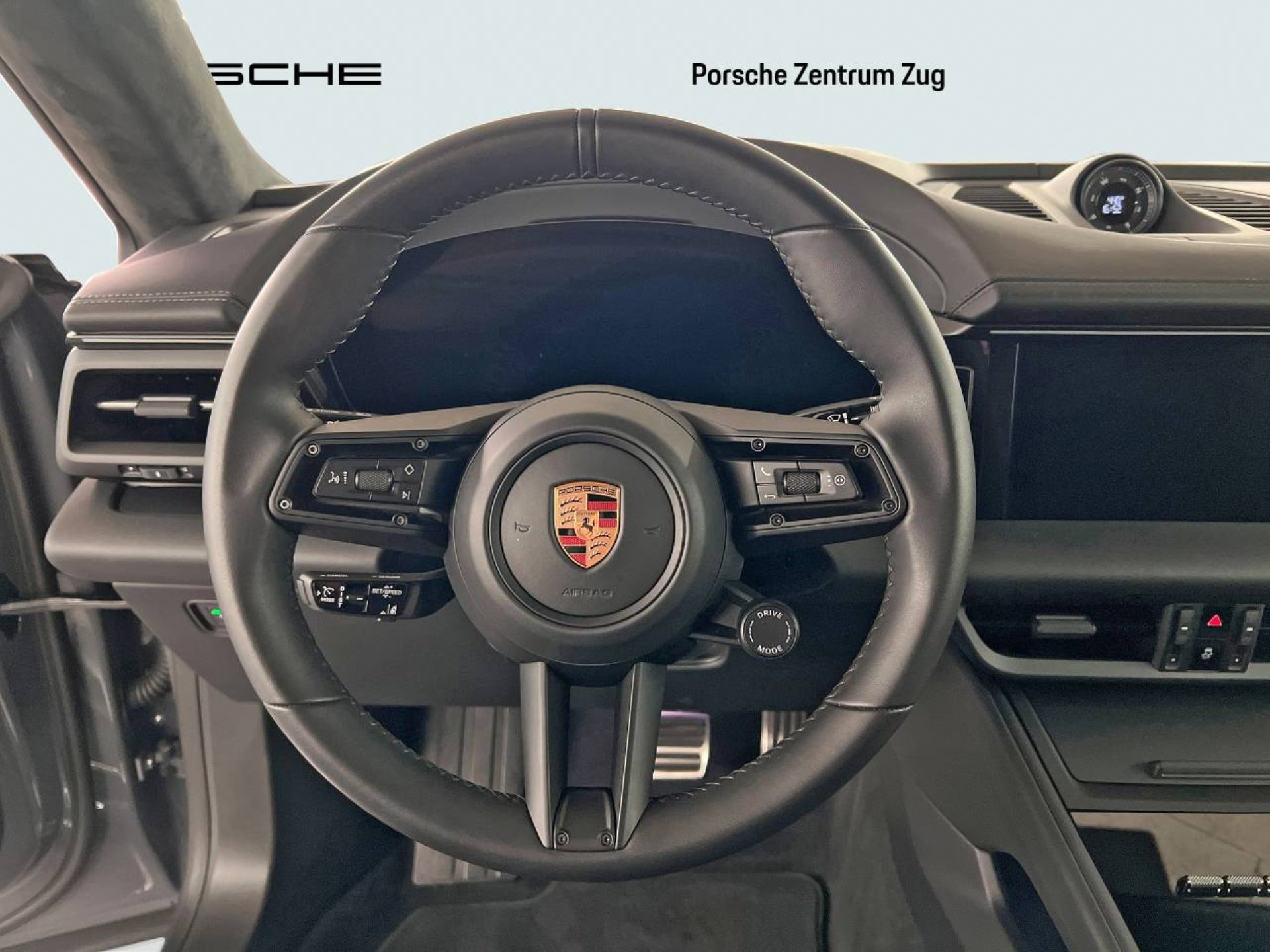 PORSCHE Macan 4S-image-16