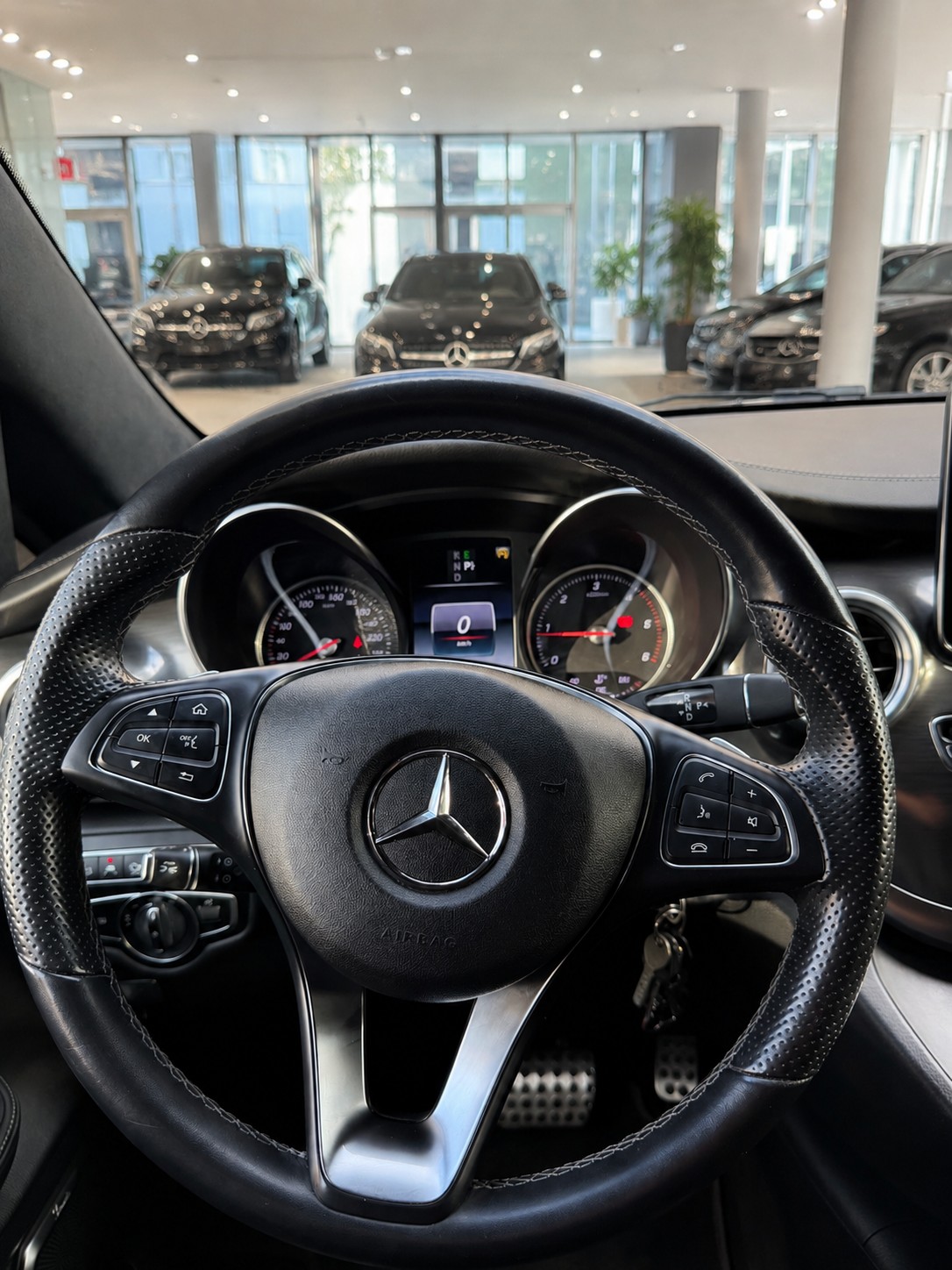 MERCEDES-BENZ V 250 d BlueTec lang 4matic-image-7
