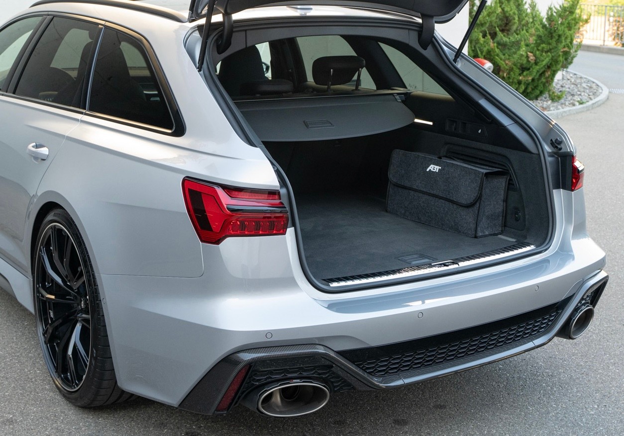 AUDI 4.0 V8 TFSI quattro T-Tronic-image-6