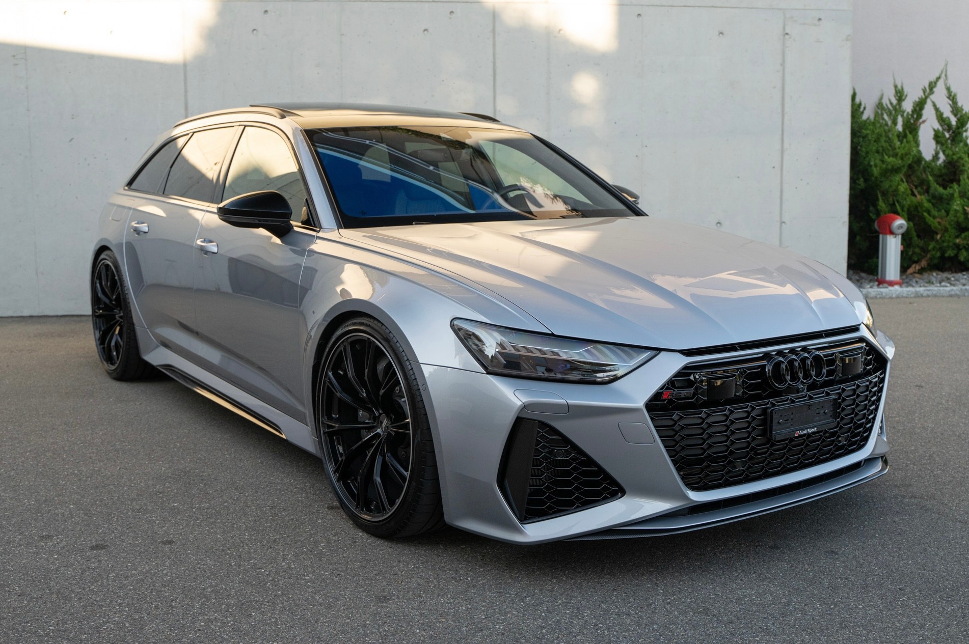 AUDI 4.0 V8 TFSI quattro T-Tronic-image-1