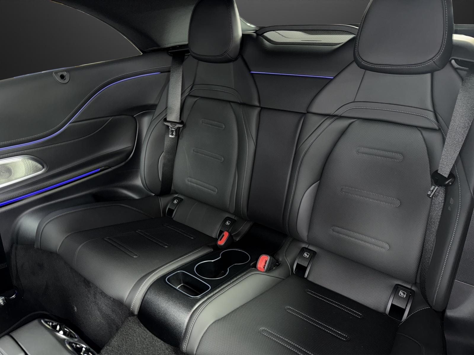 MERCEDES-BENZ AMG CLE 53 4MATIC+ Cabriolet-image-14