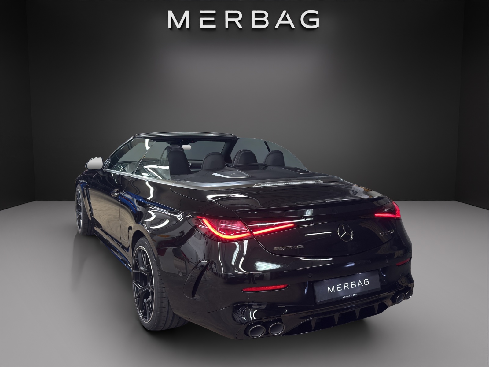 MERCEDES-BENZ AMG CLE 53 4MATIC+ Cabriolet-image-2