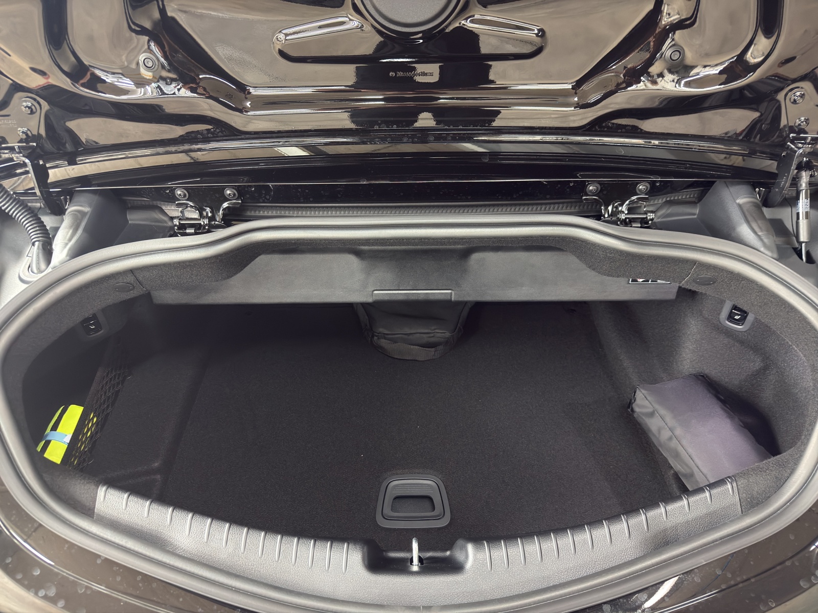 MERCEDES-BENZ AMG CLE 53 4MATIC+ Cabriolet-image-8