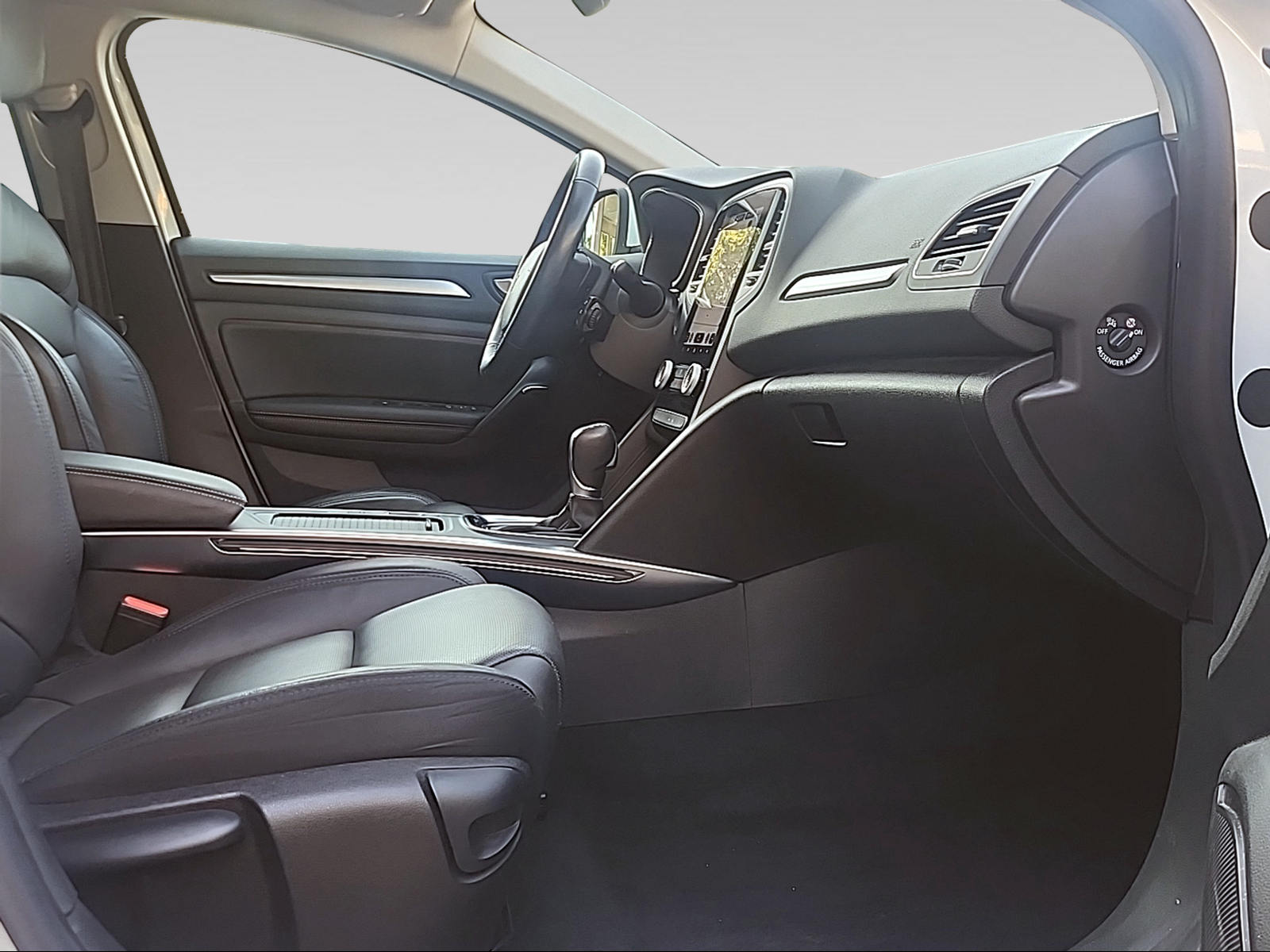 RENAULT Mégane Grandtour 1.6 E-Tech Plug-in Intens-image-5