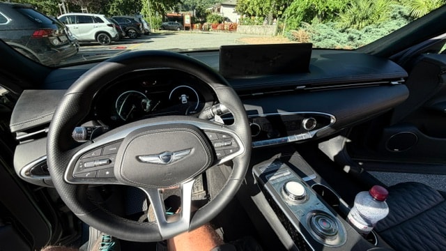 GENESIS GV70 2.5 TGDI Sport AT8 AWD-image-4