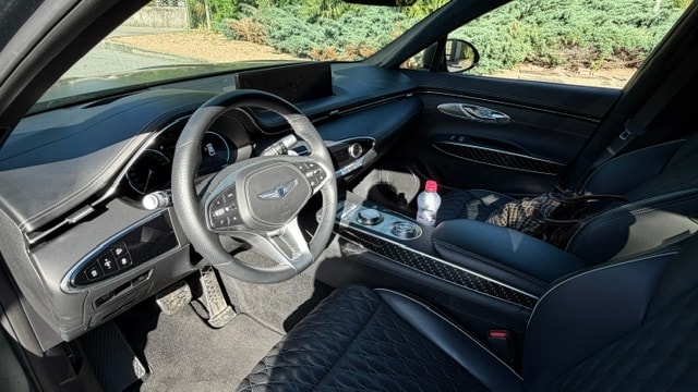 GENESIS GV70 2.5 TGDI Sport AT8 AWD-image-5