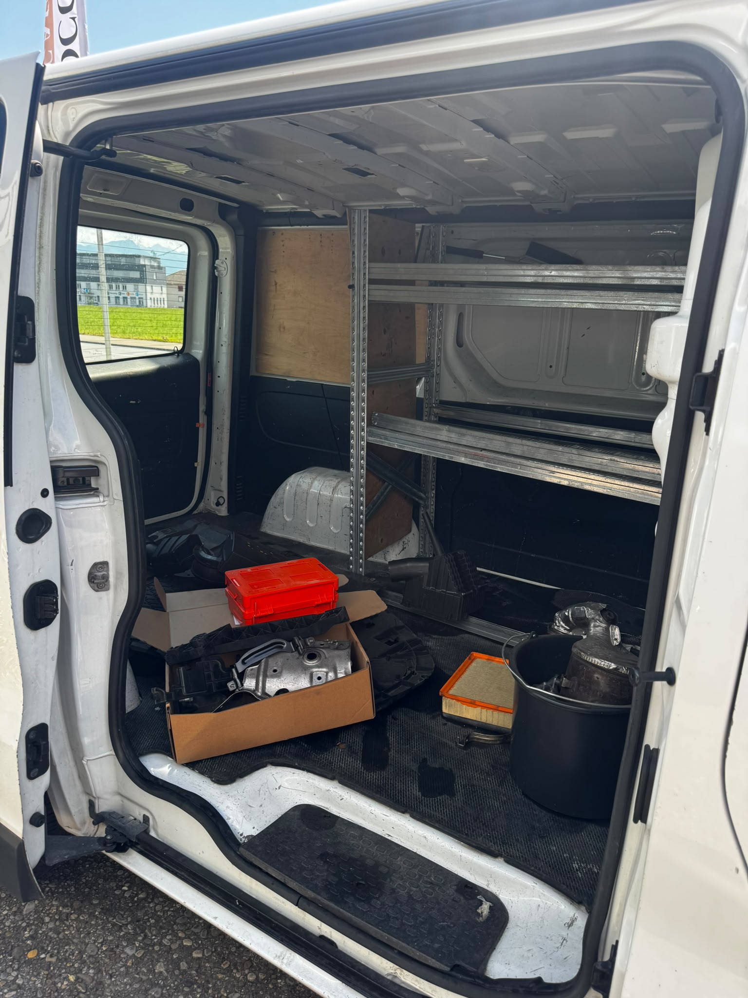OPEL Vivaro 1.6 CDTI 2.7t L1H1-image-11