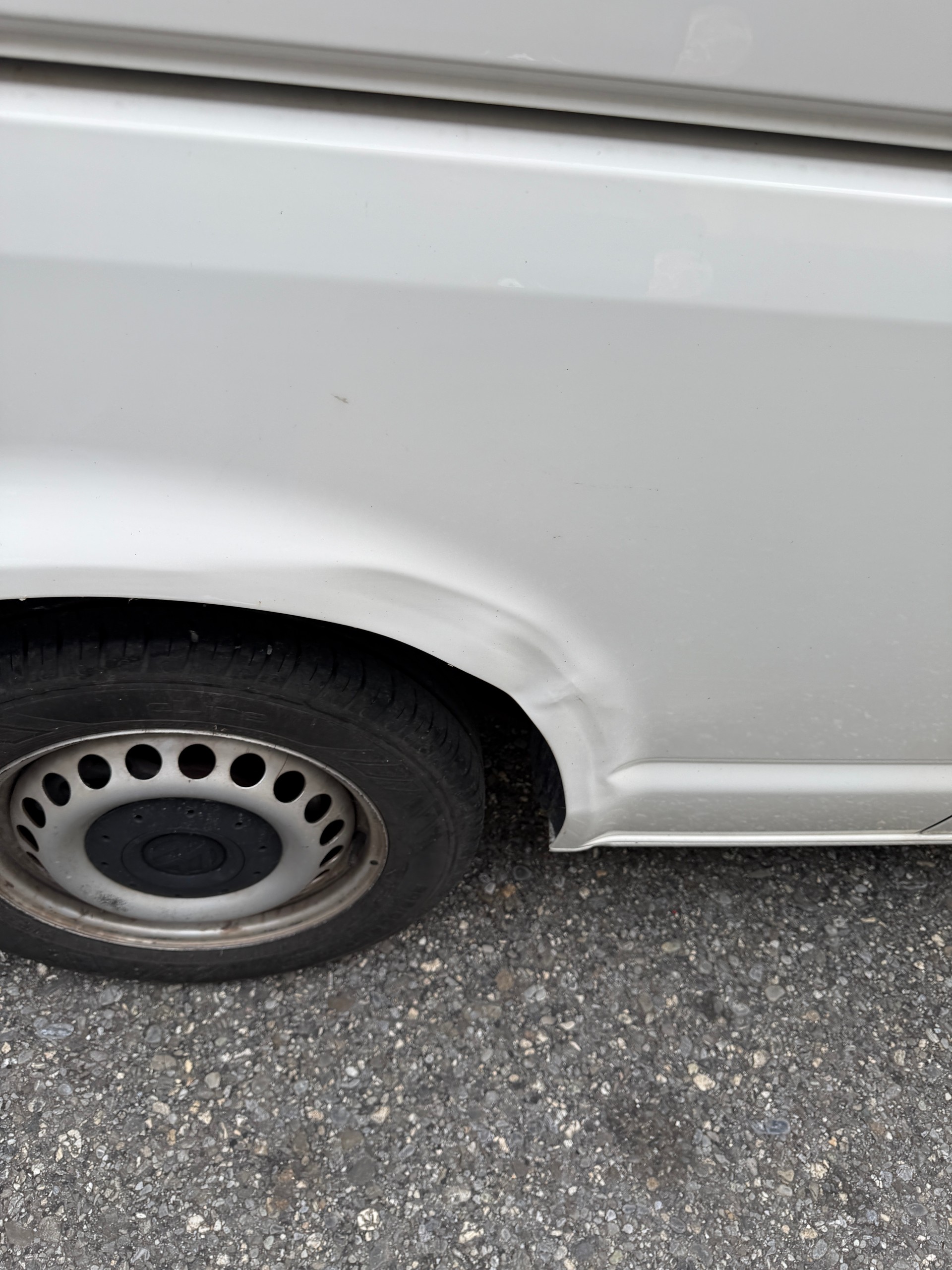 VW T5 2.0 TDI-image-8