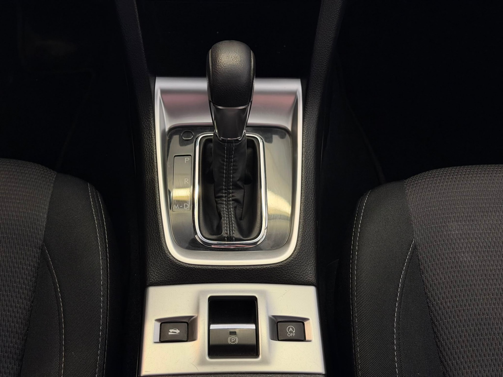SUBARU Levorg 1.6DIT Advantage AWD Lineartronic-image-10