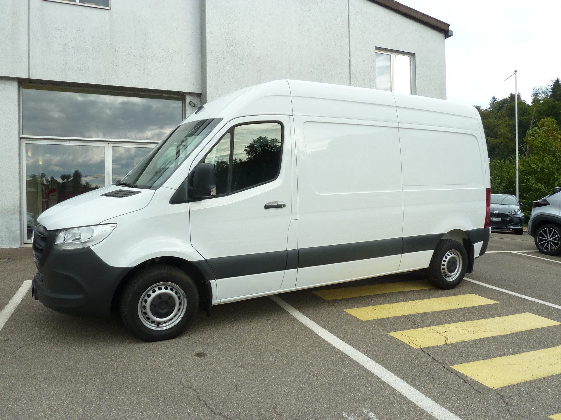 MERCEDES-BENZ Sprinter 314 CDI Standard FWD-image-1