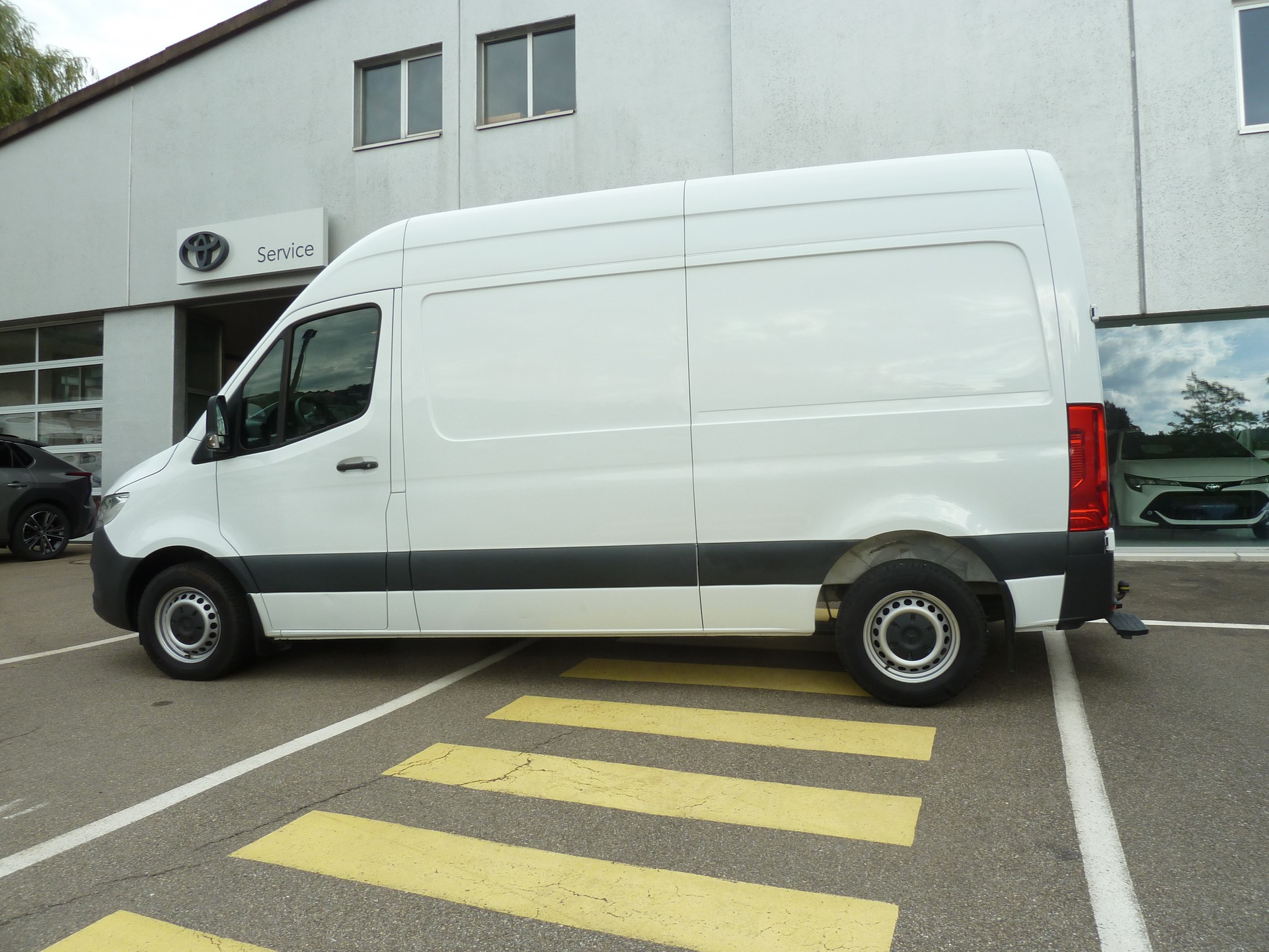 MERCEDES-BENZ Sprinter 314 CDI Standard FWD-image-3