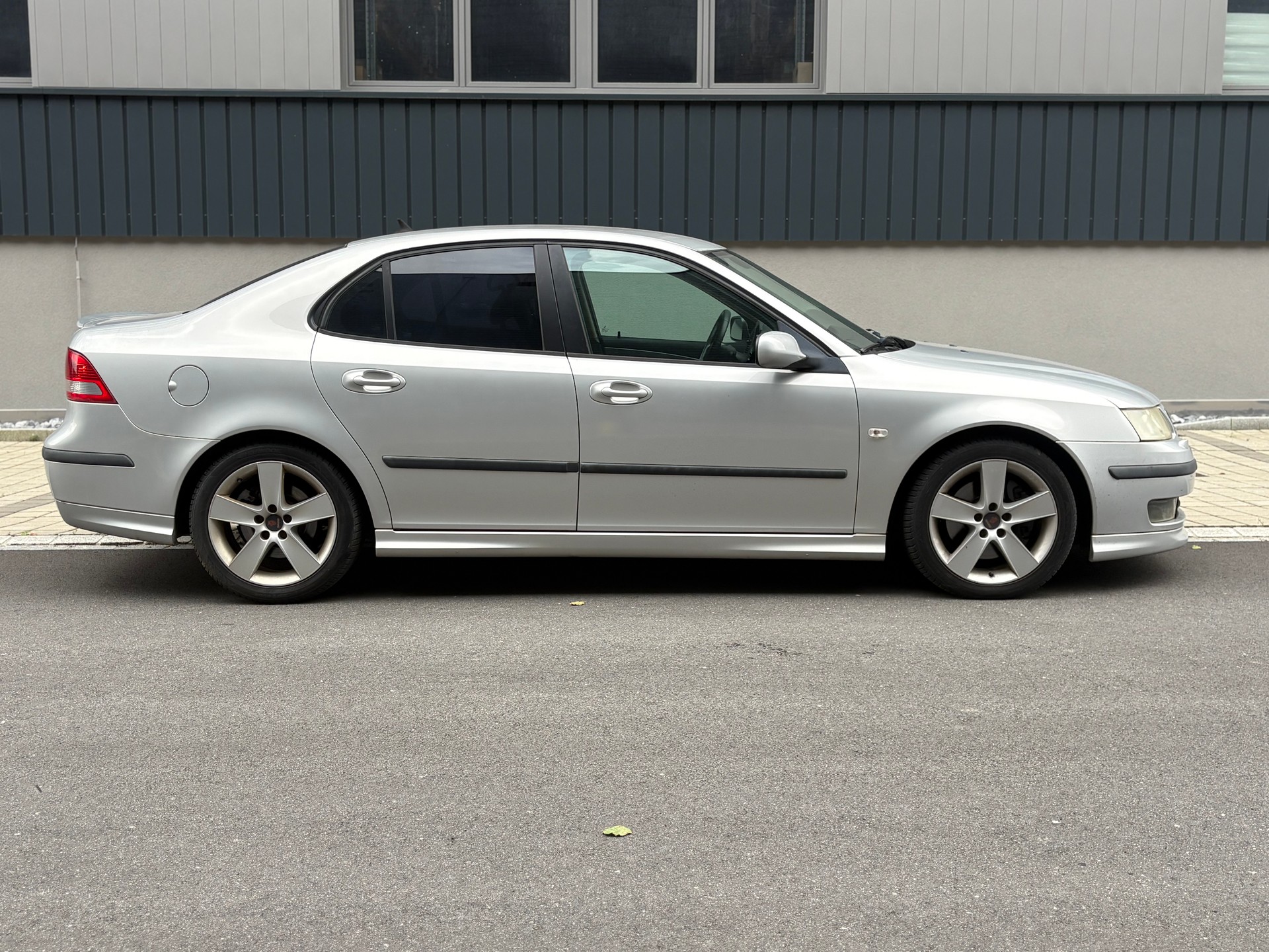 SAAB 9-3 2.8T V6 Aero-image-3
