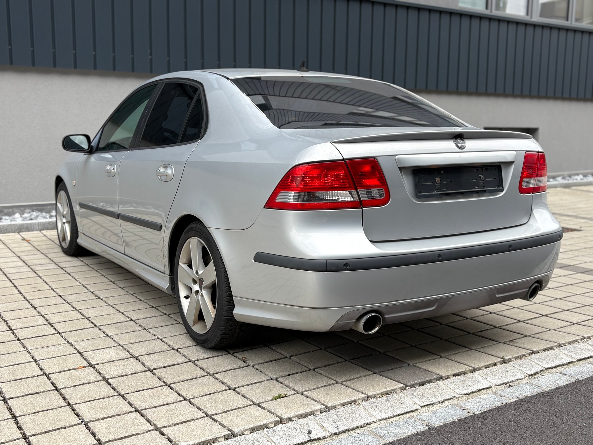 SAAB 9-3 2.8T V6 Aero-image-4