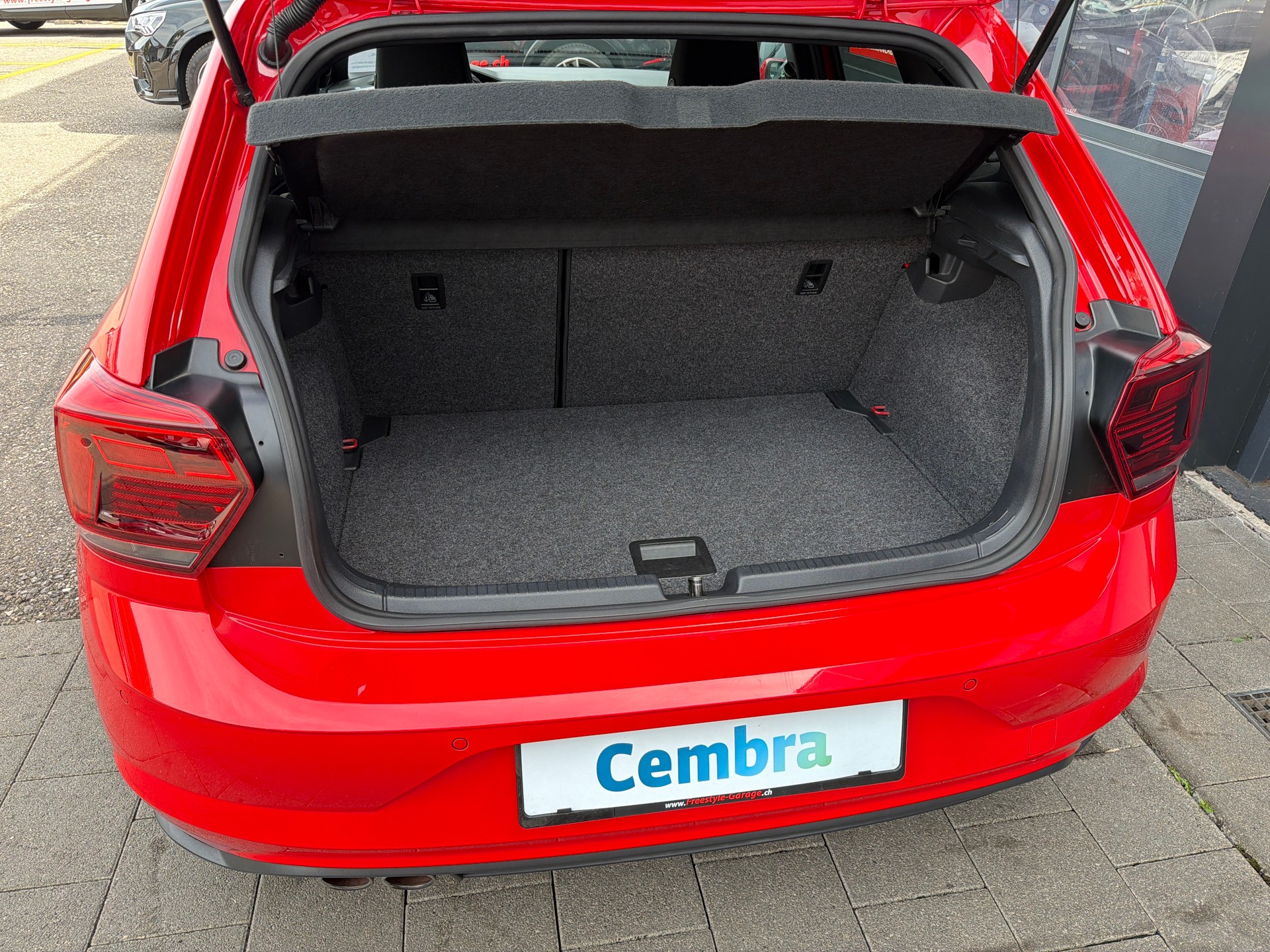 VW Polo 2.0 TSI GTI DSG-image-5