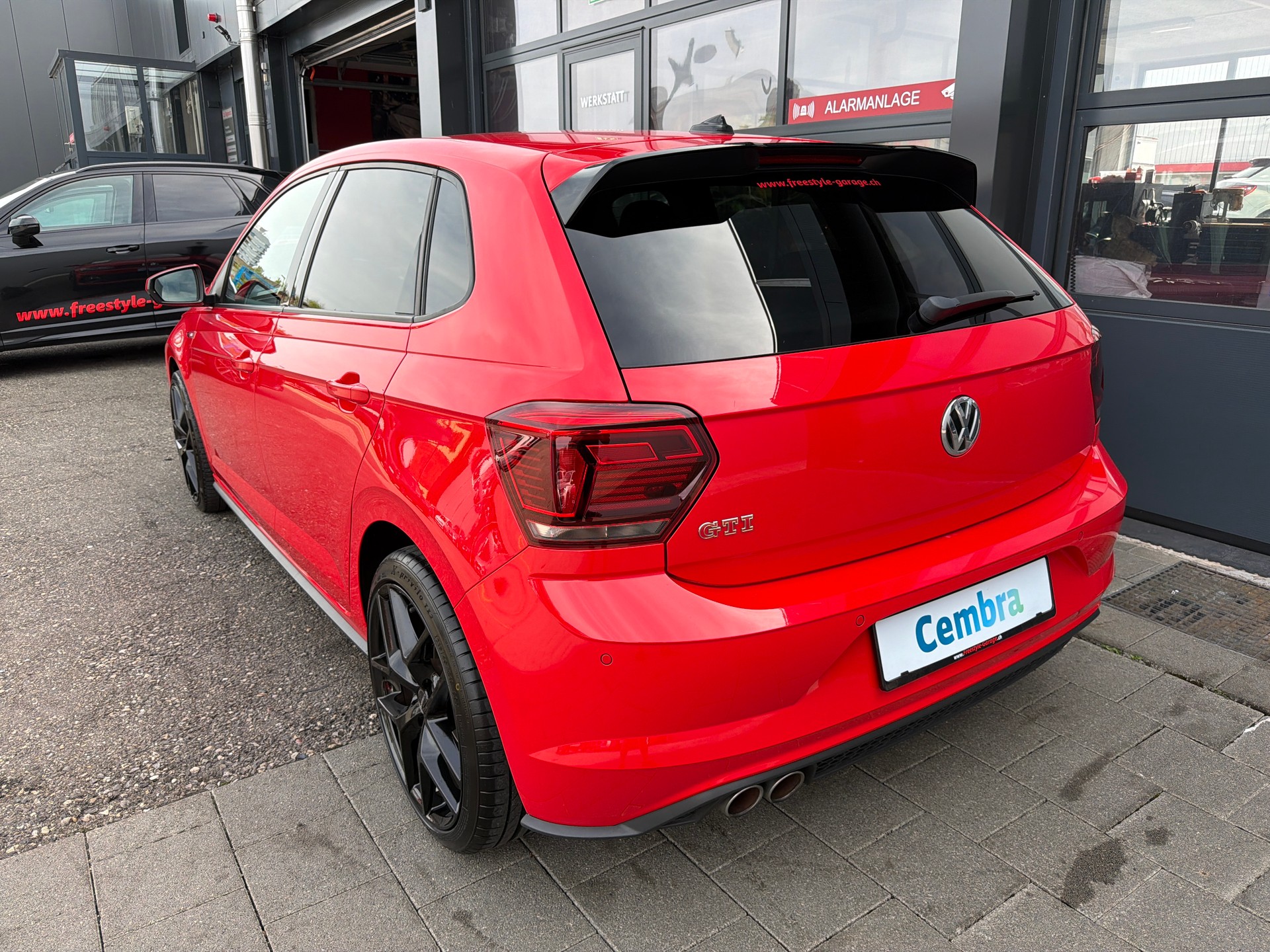 VW Polo 2.0 TSI GTI DSG-image-3