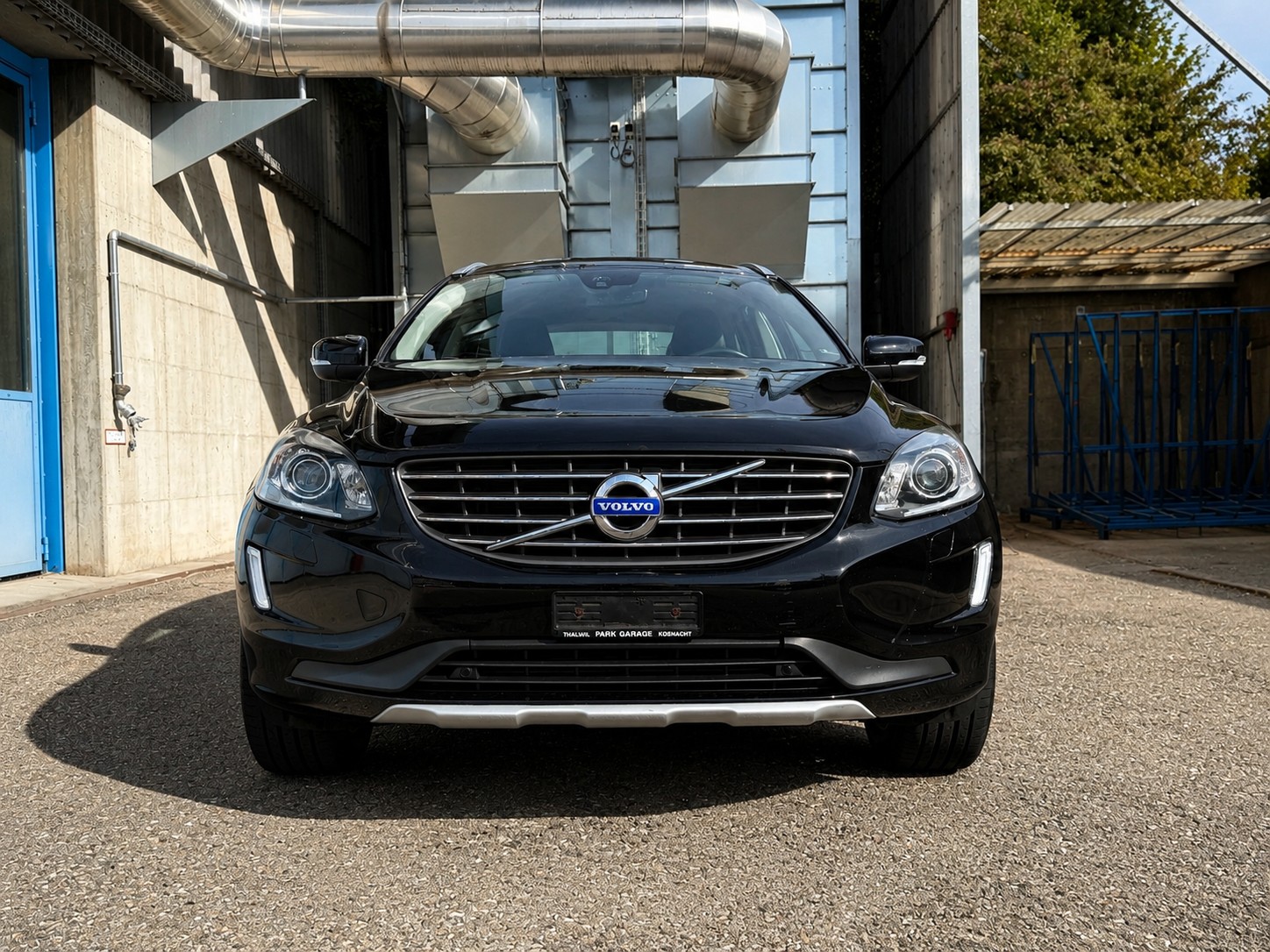 VOLVO XC60 2.0 D4 FWD Summum S/S 🖤-image-5