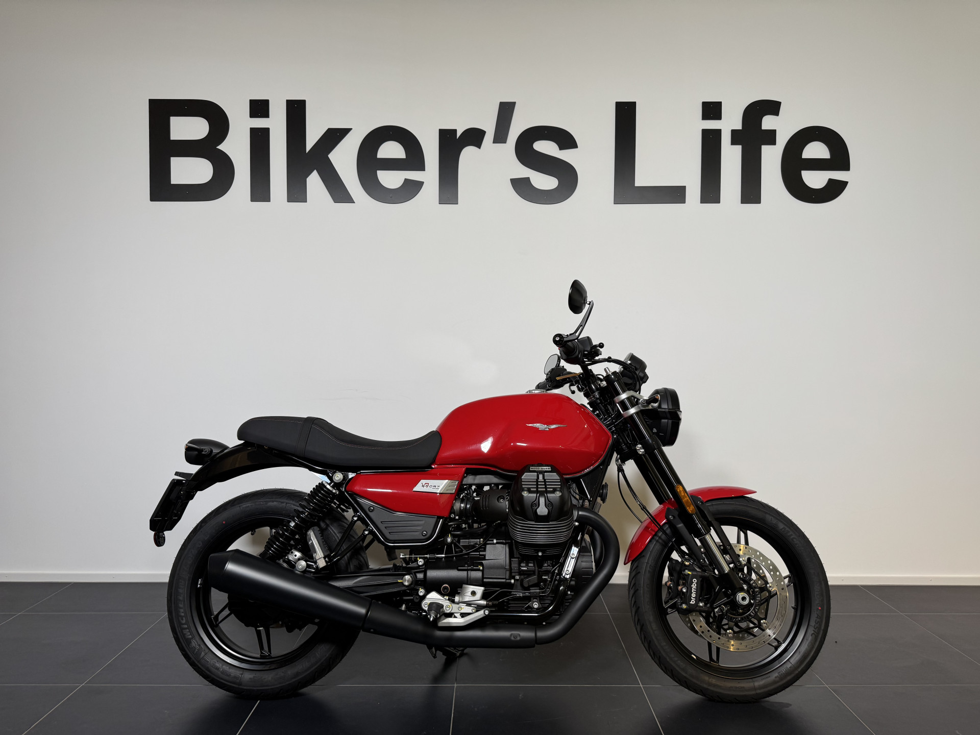 MOTO GUZZI V7 850 Sport