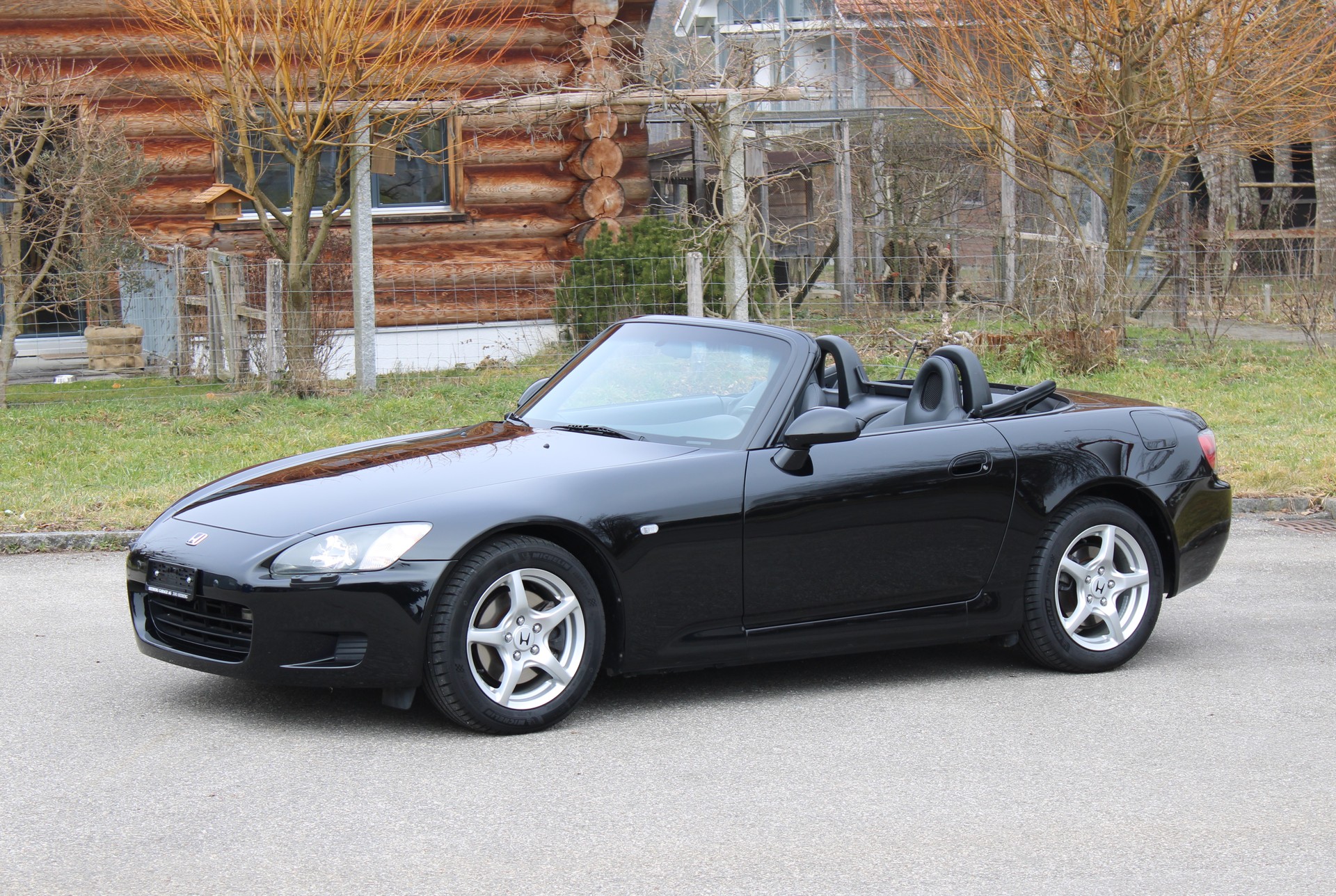 HONDA S2000-image-1