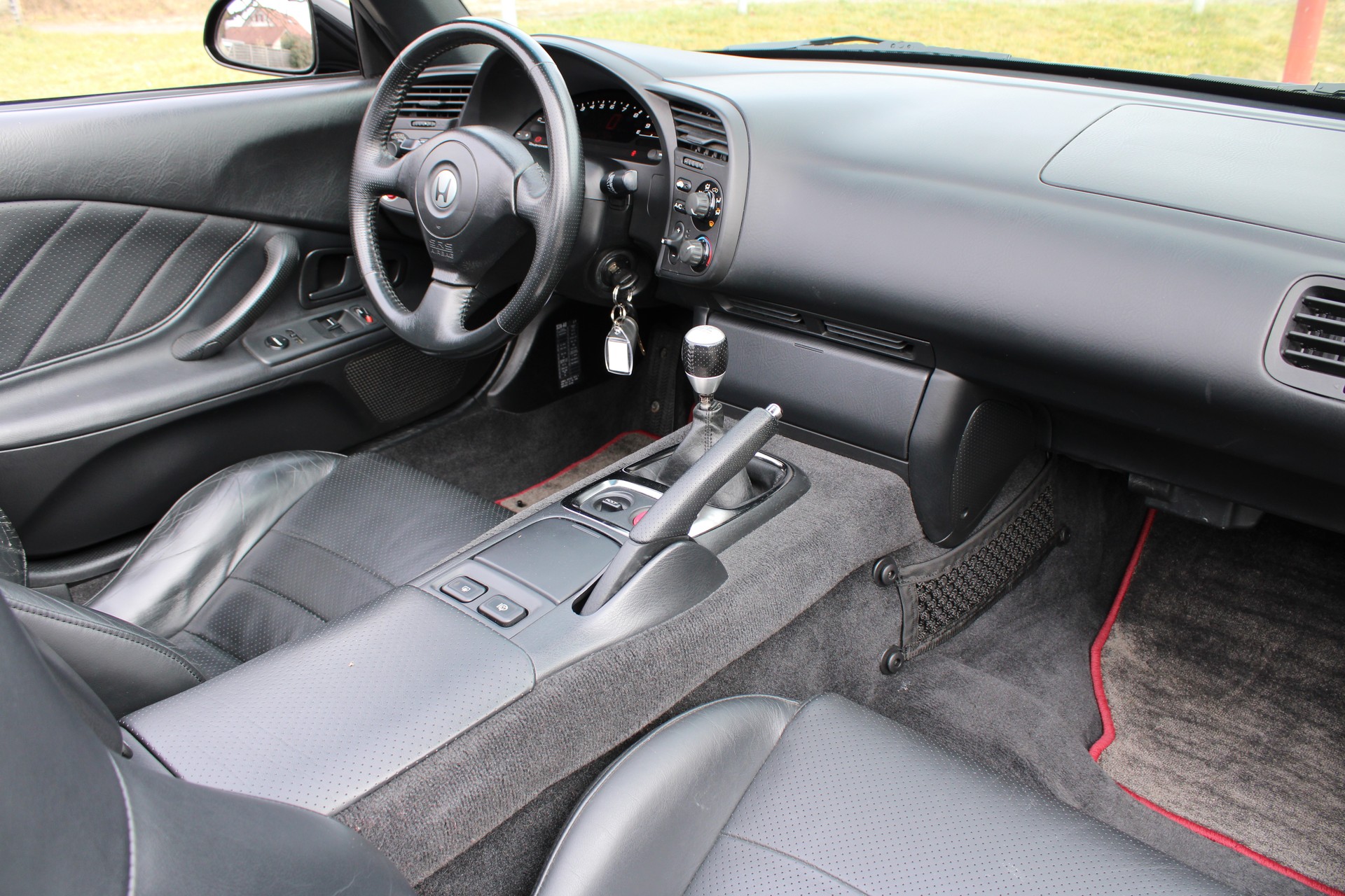 HONDA S2000-image-12