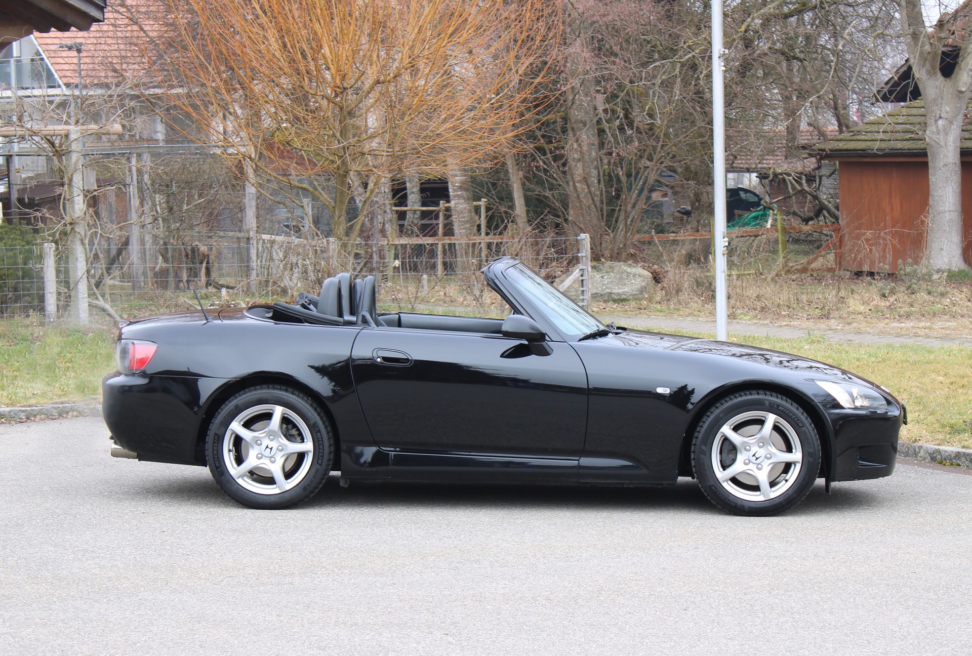 HONDA S2000-image-0