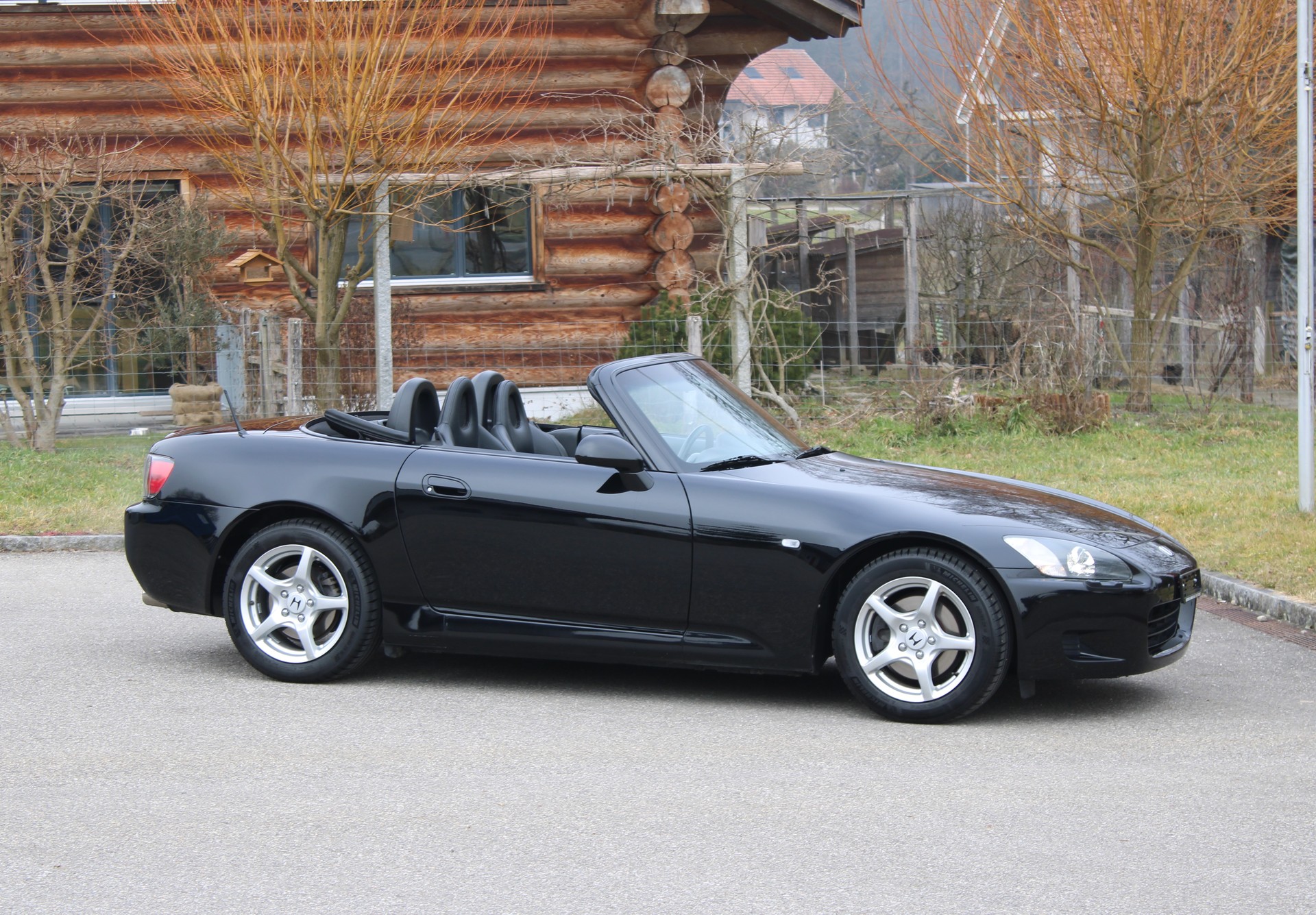 HONDA S2000-image-2