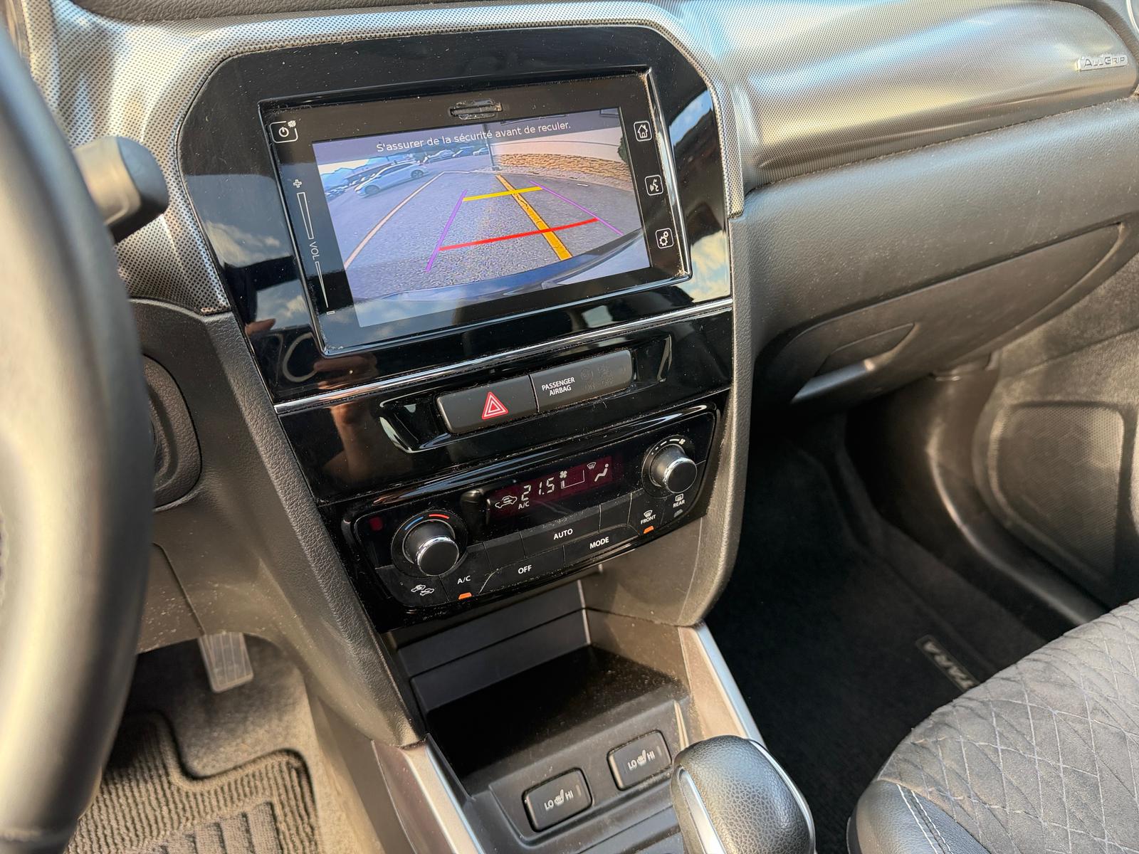 SUZUKI Vitara 1.5 Hybrid Compact Top 4x4 AGS-image-10
