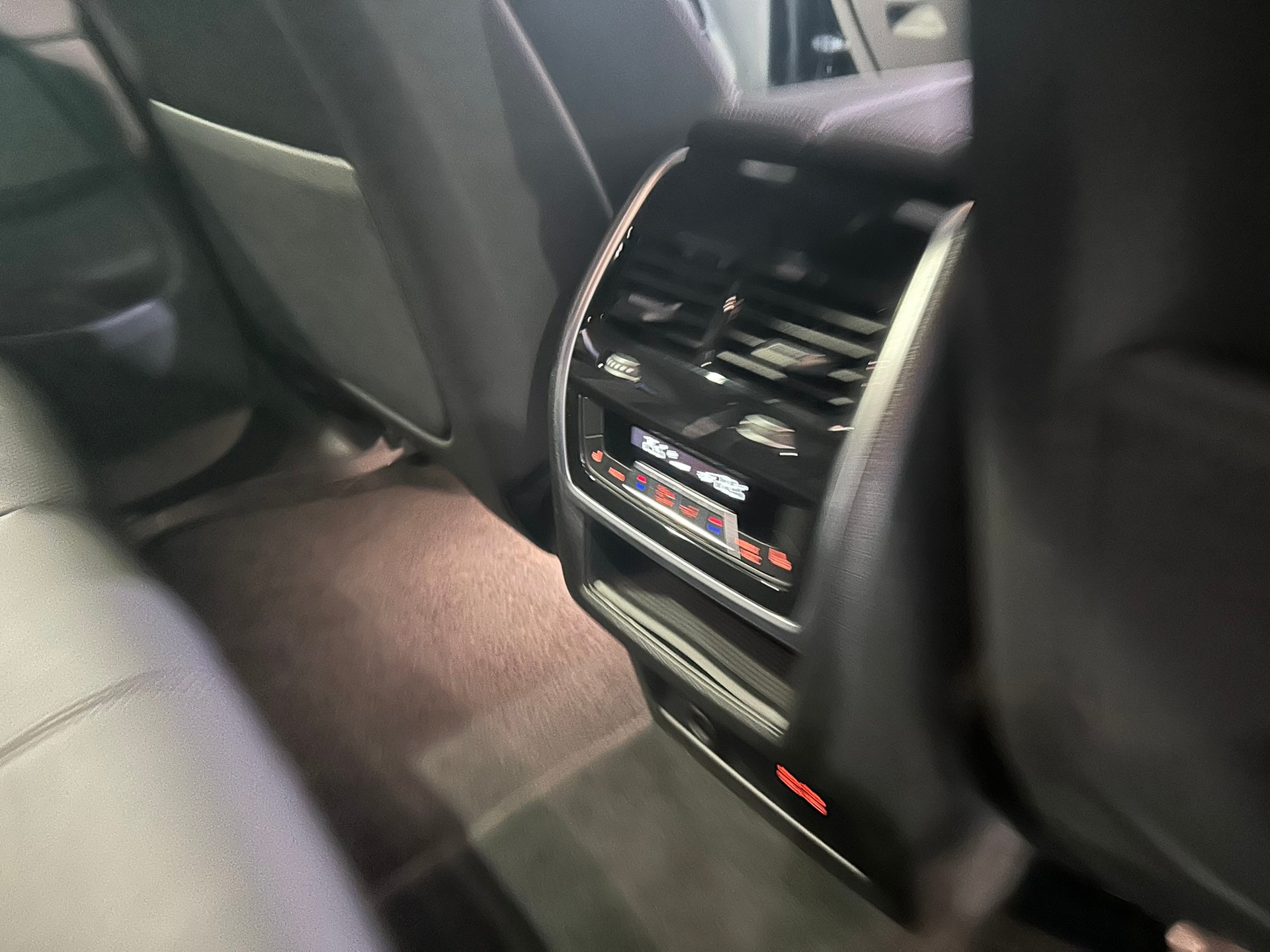 BMW X5 xDrive 50e M Sport Steptronic-image-19