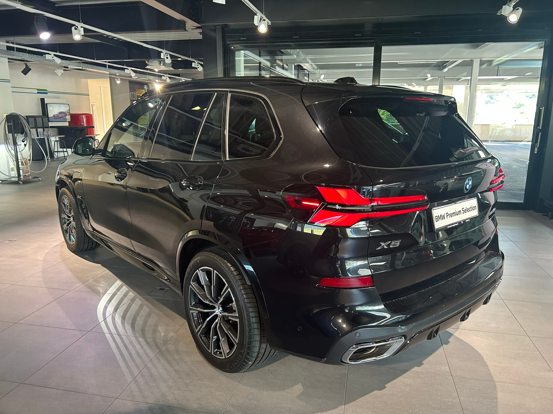 BMW X5 xDrive 50e M Sport Steptronic-image-6