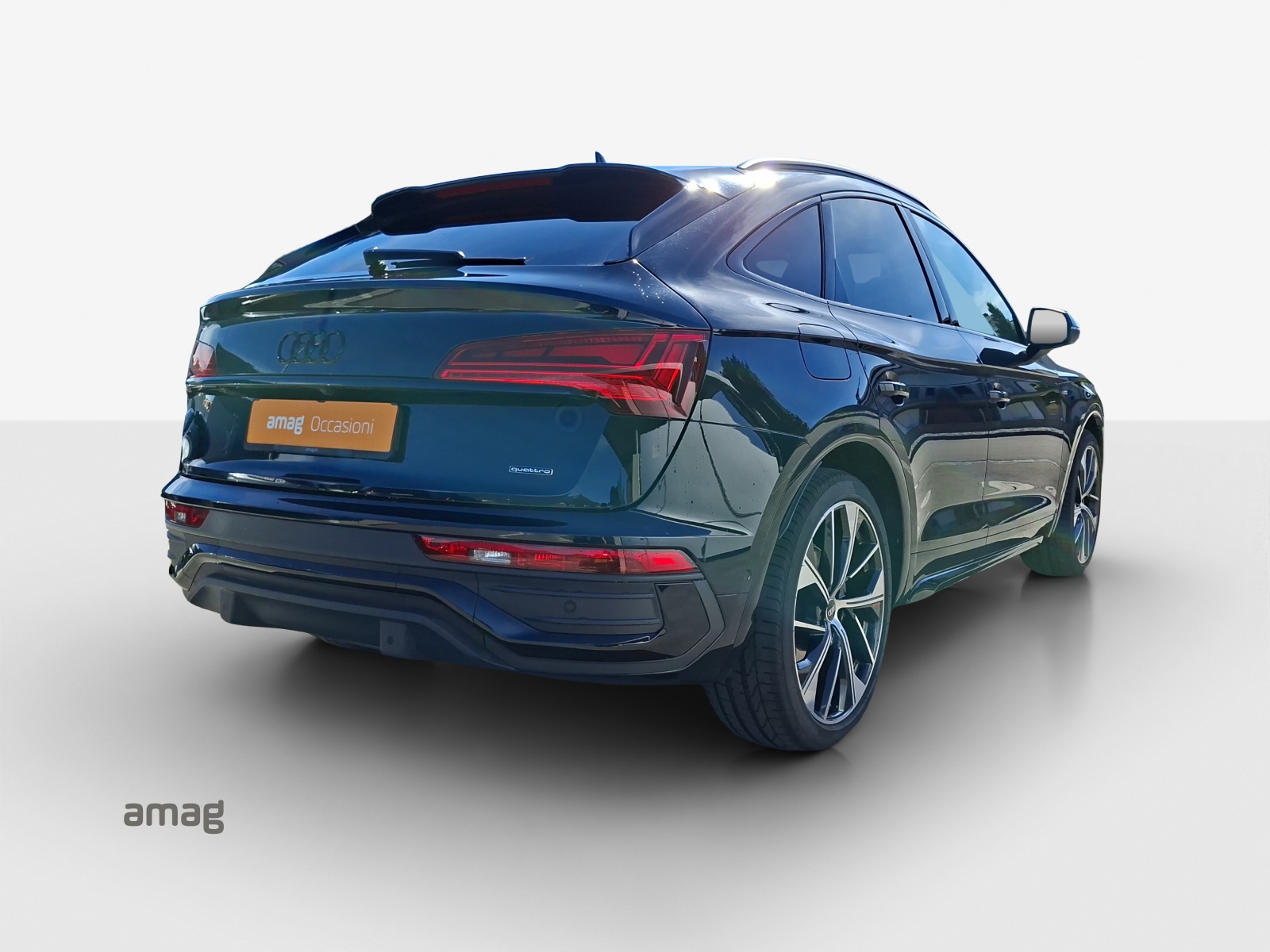 AUDI Q5 Sportback 45 TFSI S line quattro S-tronic-image-4
