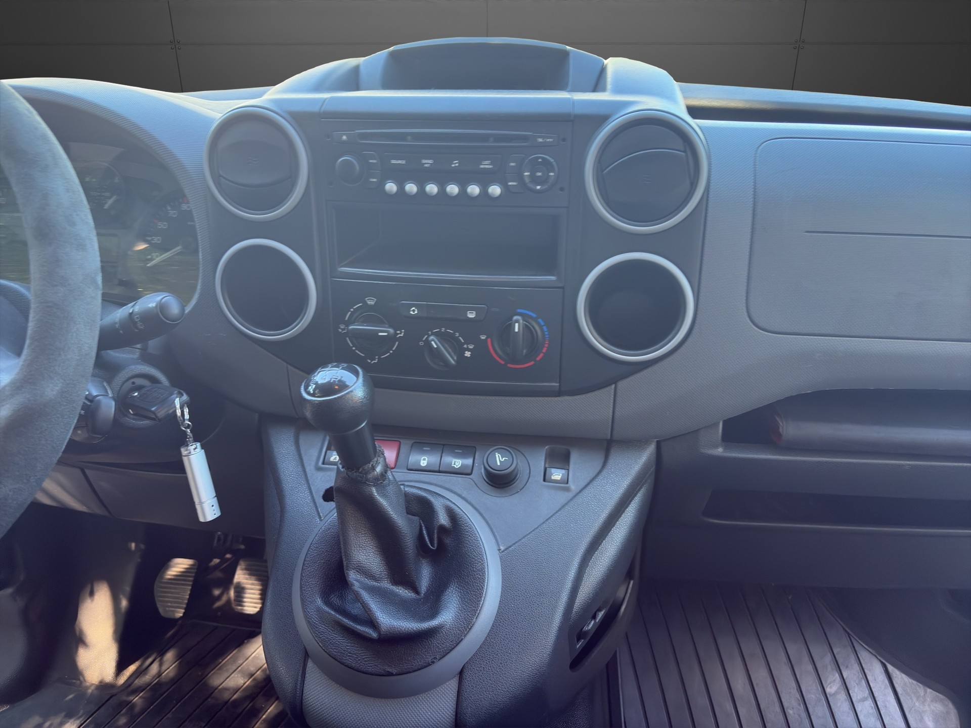 CITROEN Citroën Berlingo 600 1.6 VTi Confort-image-13