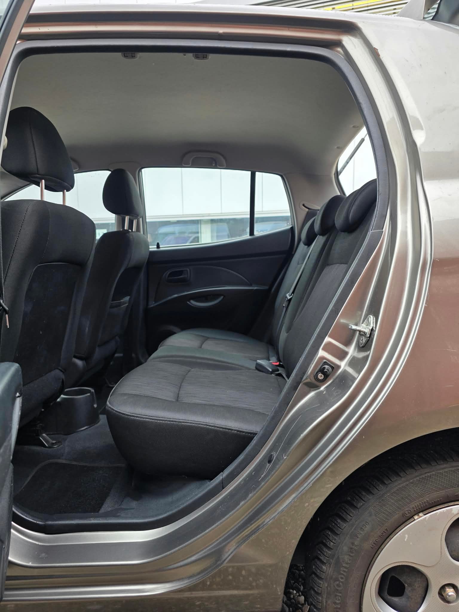 KIA Picanto 1.1 Trend-image-10