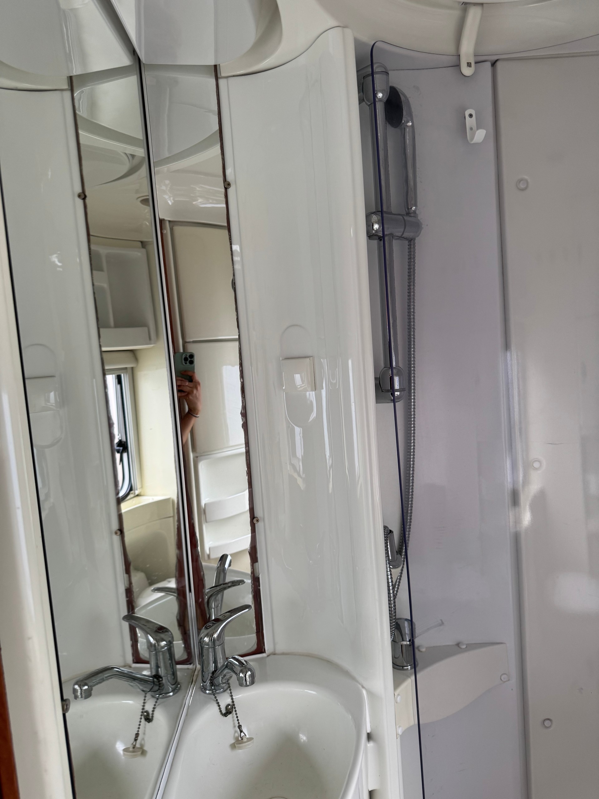 FIAT Fiat Knaus Sun Traveller 600-image-12
