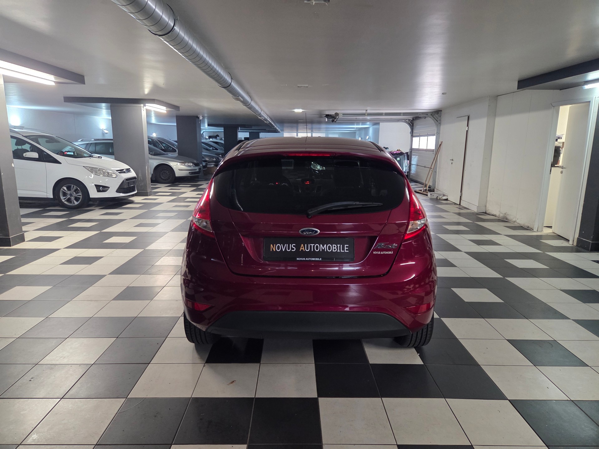 FORD Fiesta 1.25 16V Ambiente-image-3