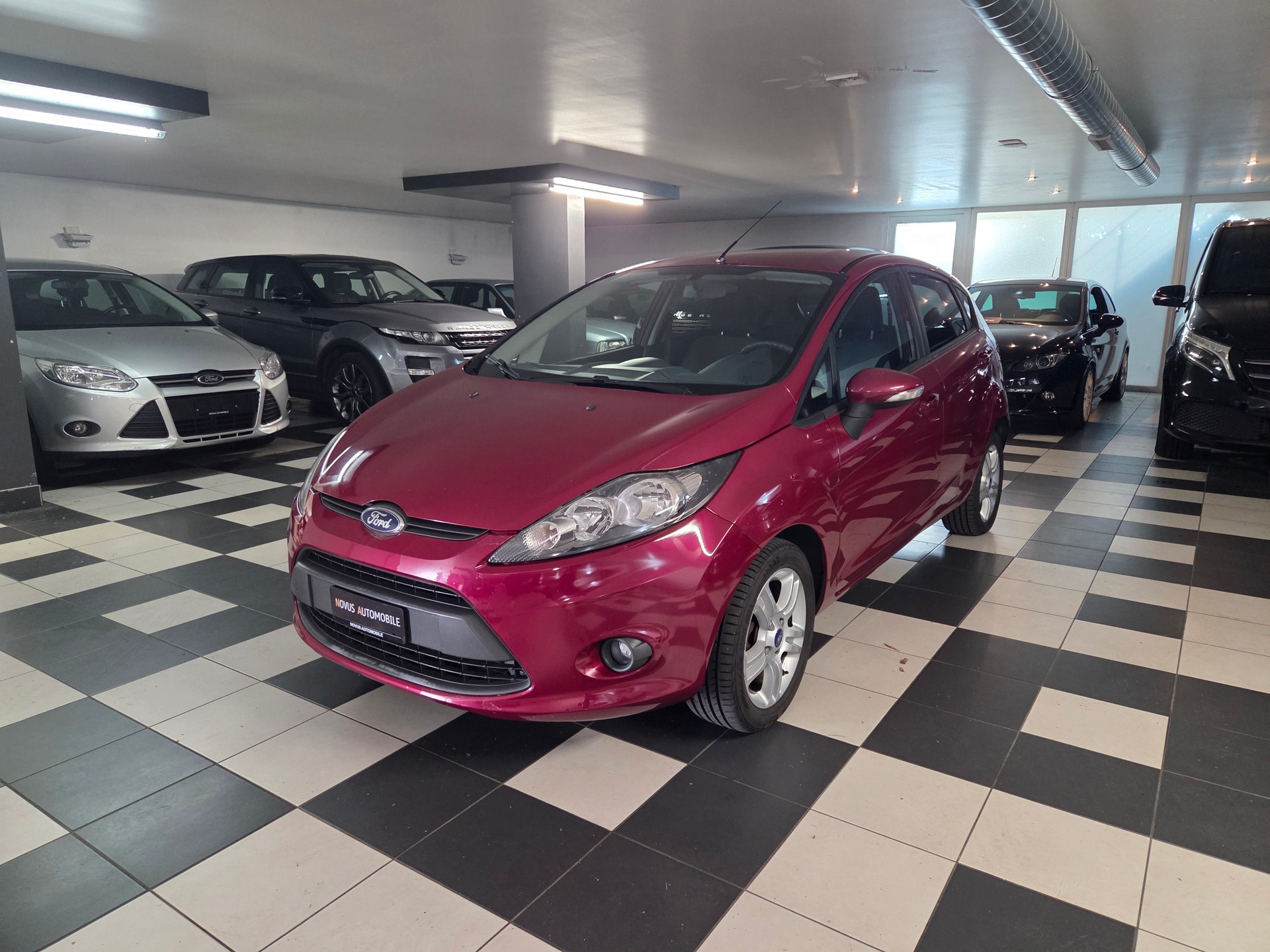 FORD Fiesta 1.25 16V Ambiente-image-0
