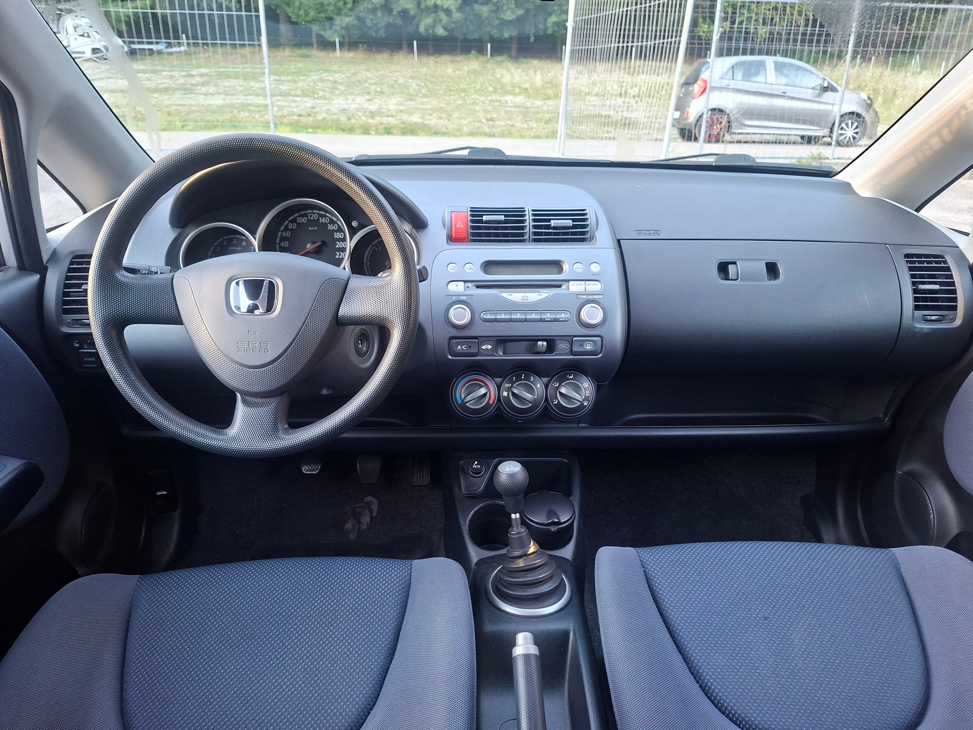 HONDA Jazz 1.4i ES-image-8