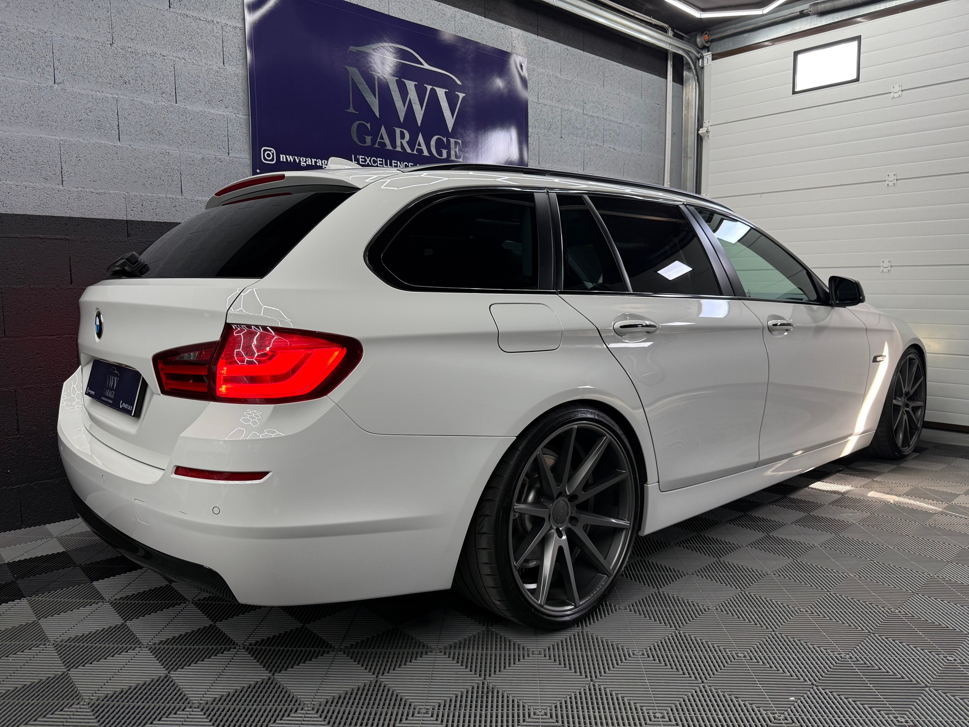 BMW Touring Steptronic-image-5