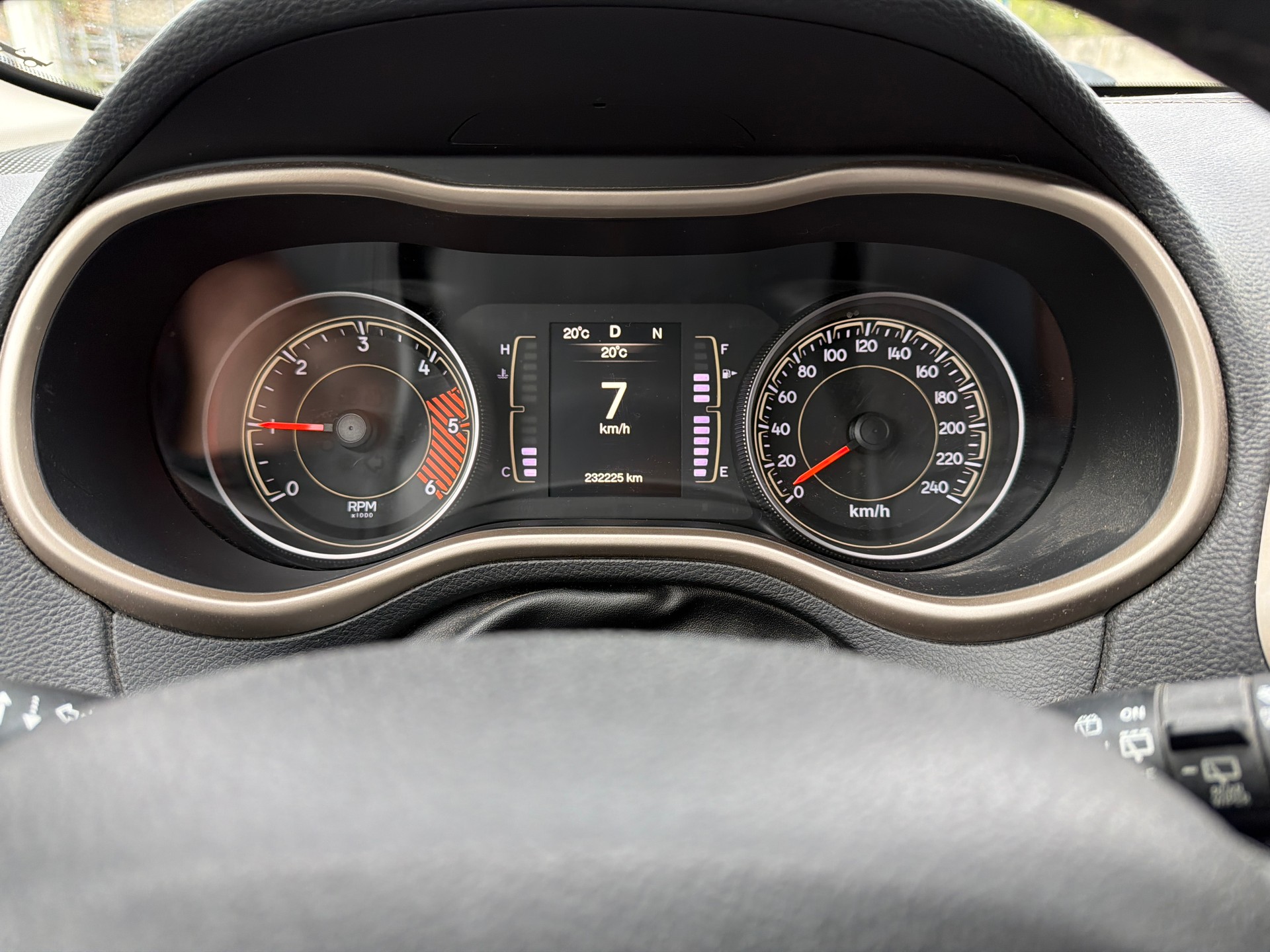 JEEP Cherokee 2.0TD Longitude AWD 9ATX-image-13