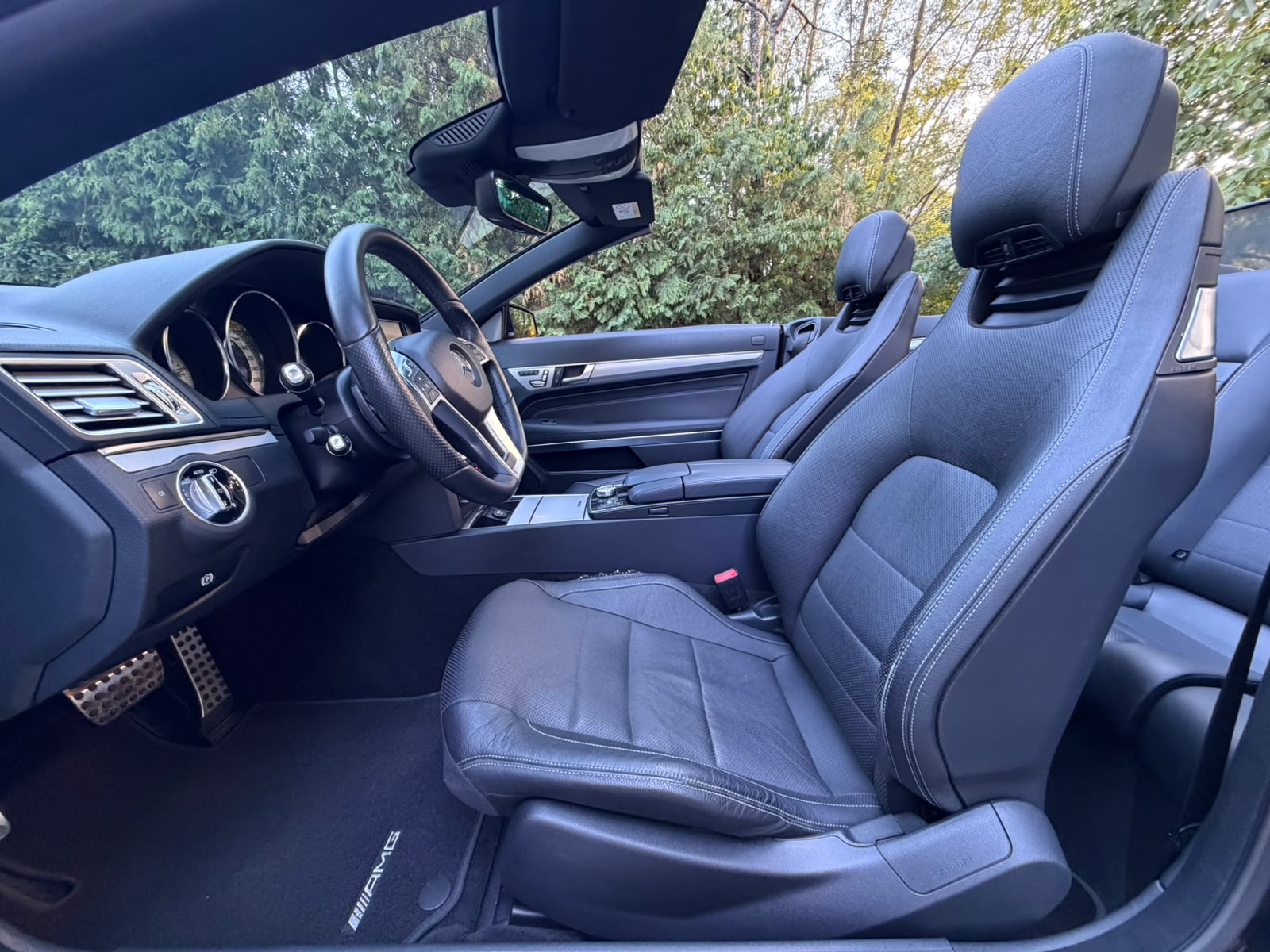 MERCEDES-BENZ E 400 AMG Line 7G-Tronic-image-11