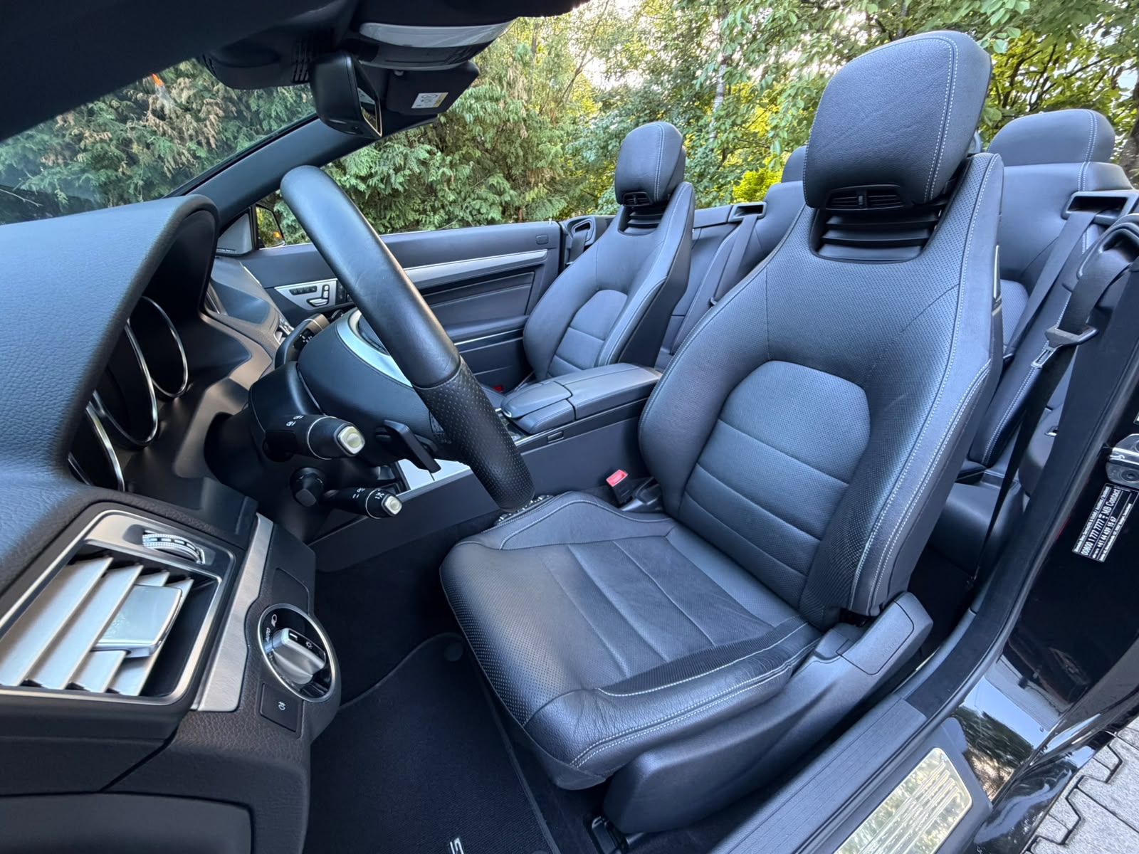 MERCEDES-BENZ E 400 AMG Line 7G-Tronic-image-15
