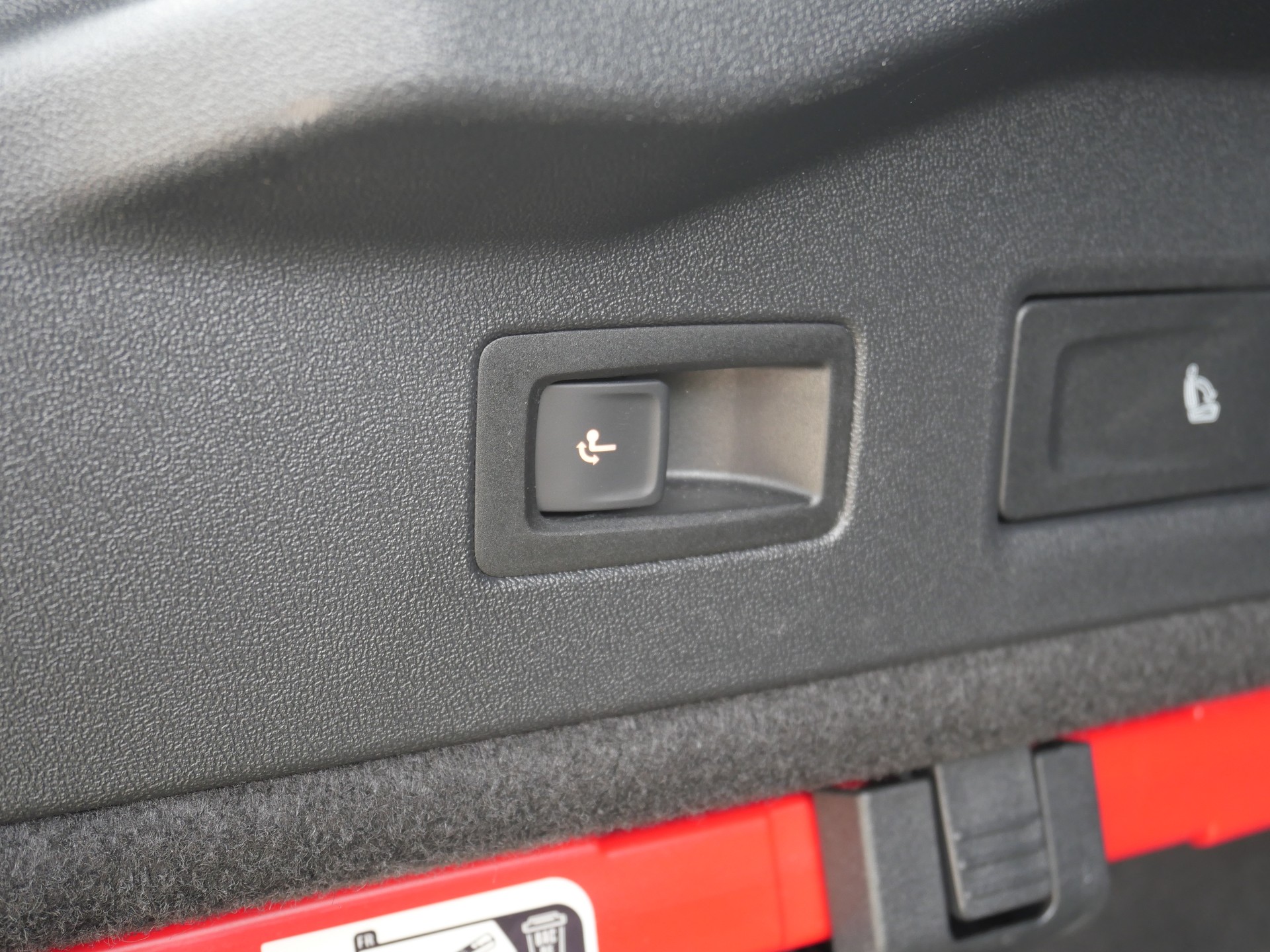 VW ID.7 GTX 86kWh GTX United 4 Motion *CH-Auto, Wärmepumpe, AHK*-image-9