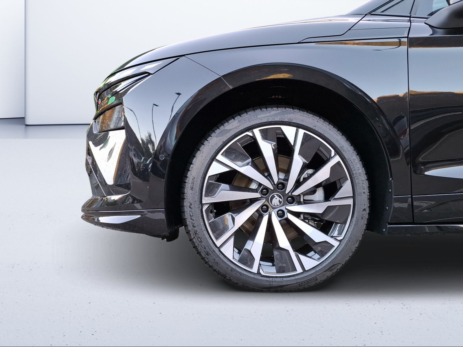 SKODA Enyaq 85x Sportline 4x4-image-14